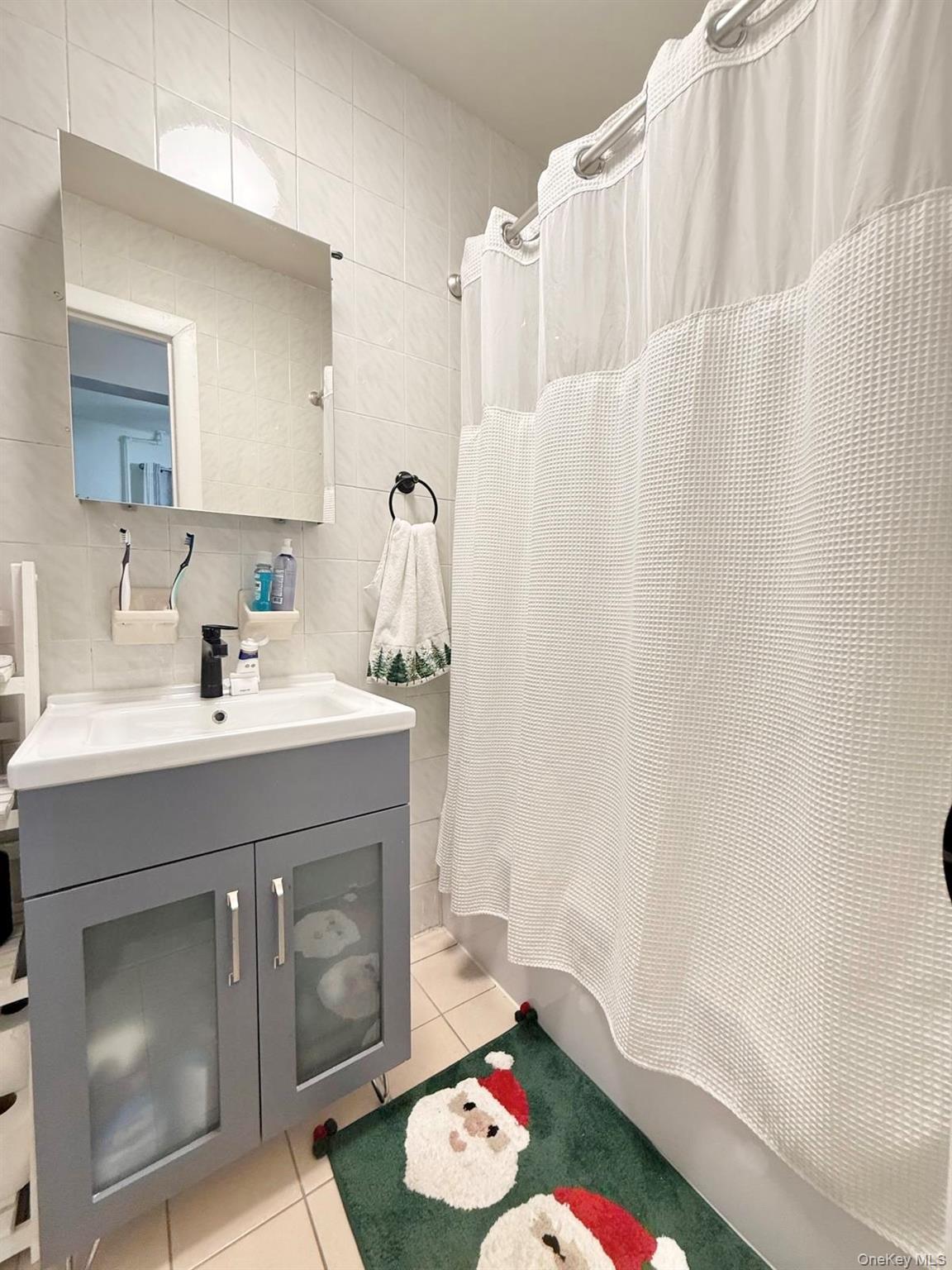 Single Family 77th Queens, NY 11421, MLS-934771-6