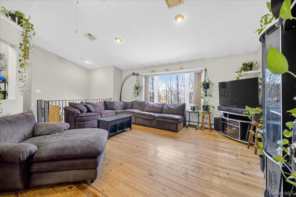 Single Family Pocatello  Orange County, NY 10940, MLS-934784-6