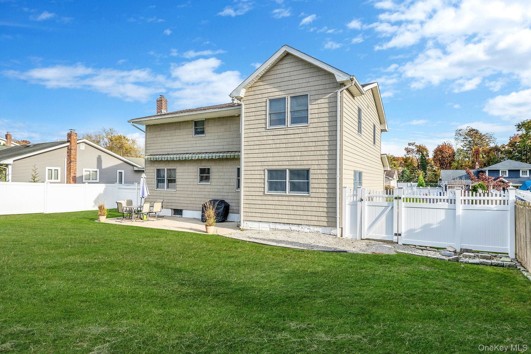 Single Family Fifty Acre  Suffolk County, NY 11787, MLS-934785-29