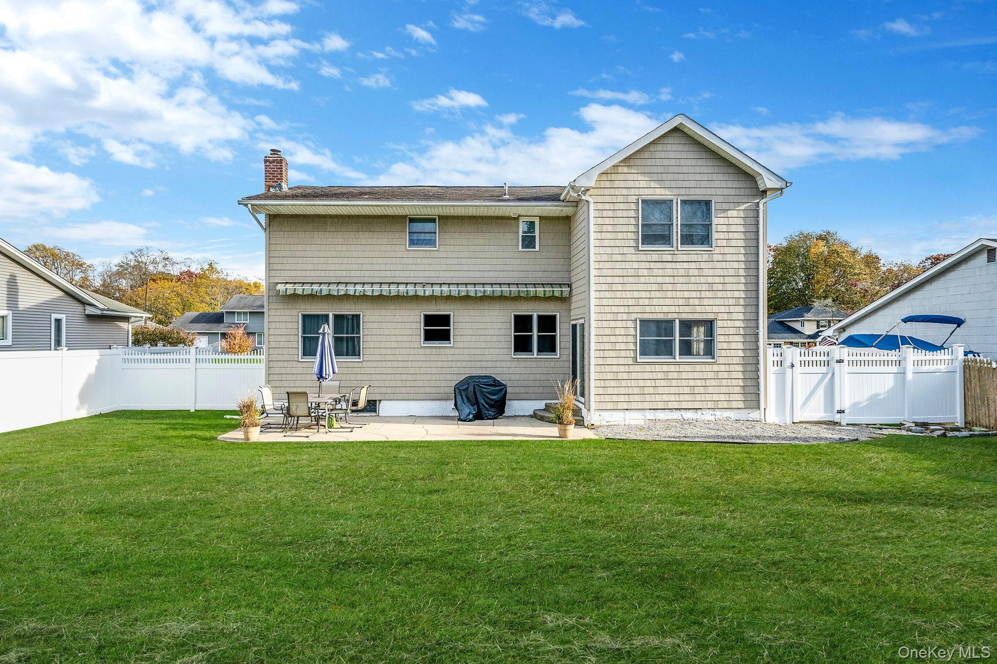 Single Family Fifty Acre  Suffolk County, NY 11787, MLS-934785-31