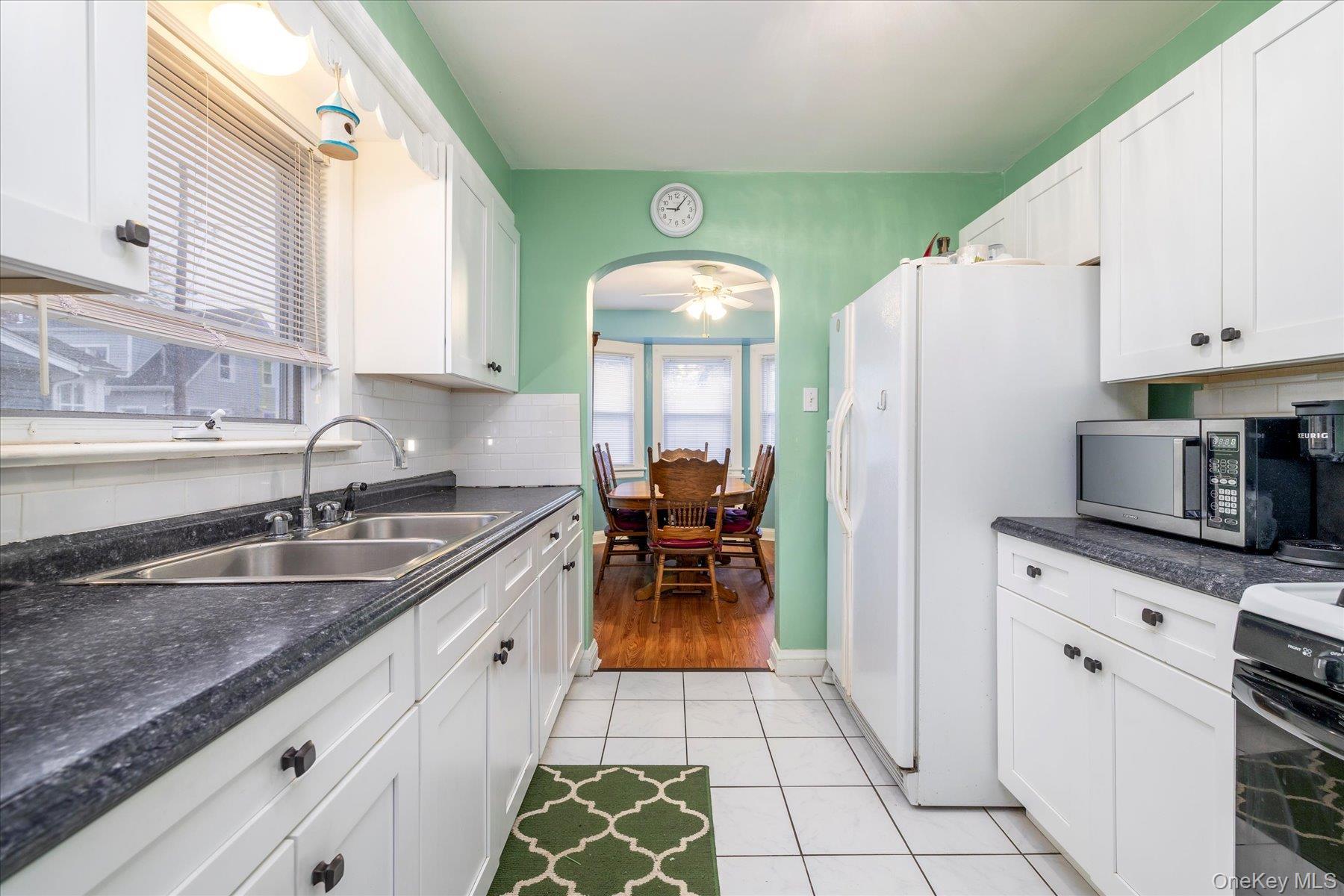 Single Family Ashland Nassau County, NY 11510, MLS-934804-13