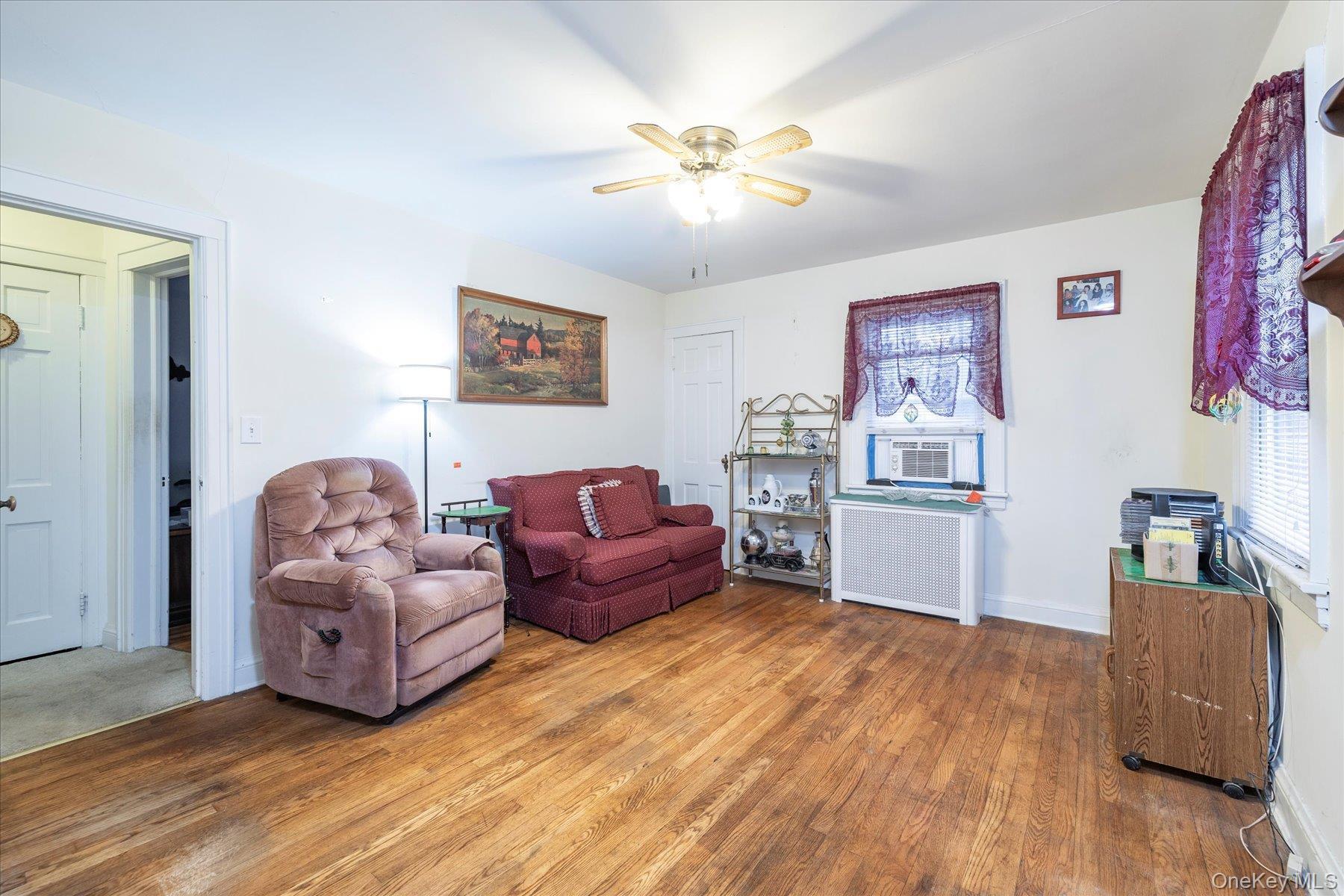 Single Family Ashland Nassau County, NY 11510, MLS-934804-16