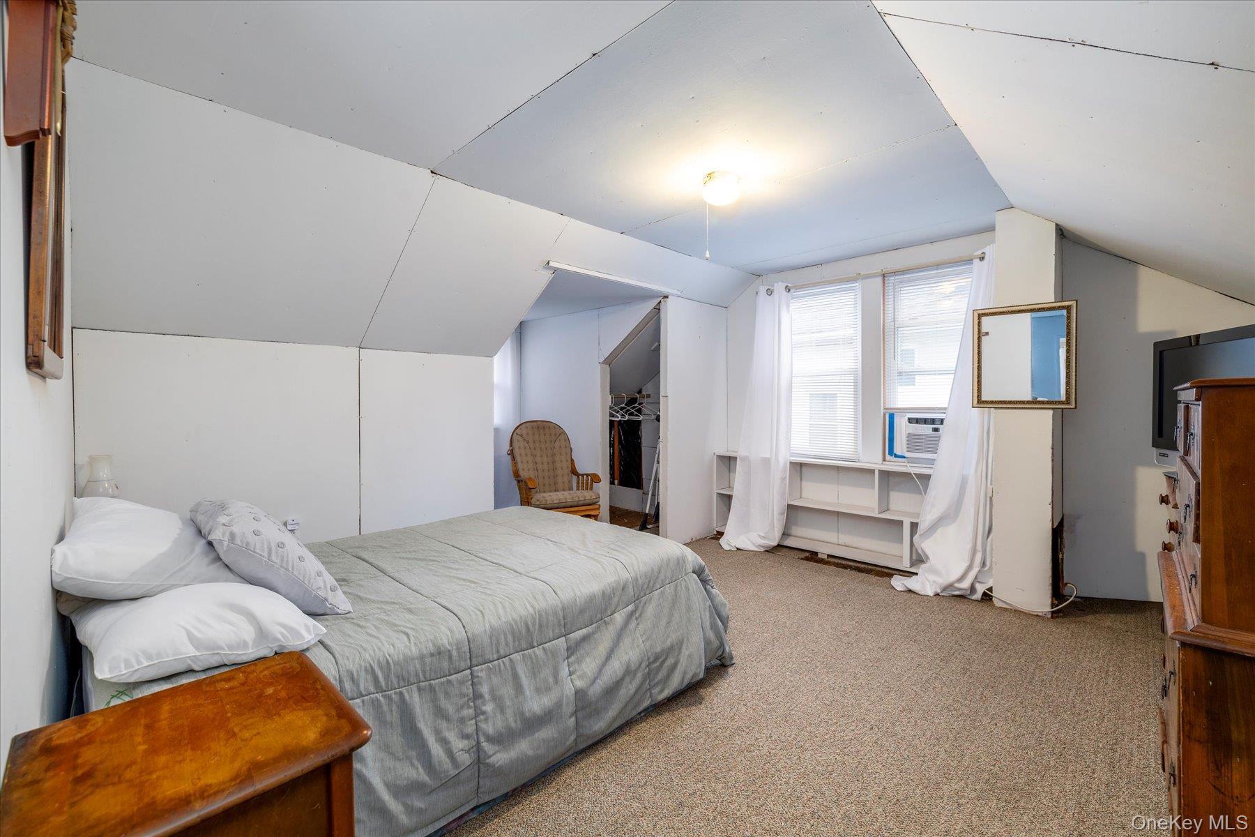 Single Family Ashland Nassau County, NY 11510, MLS-934804-18