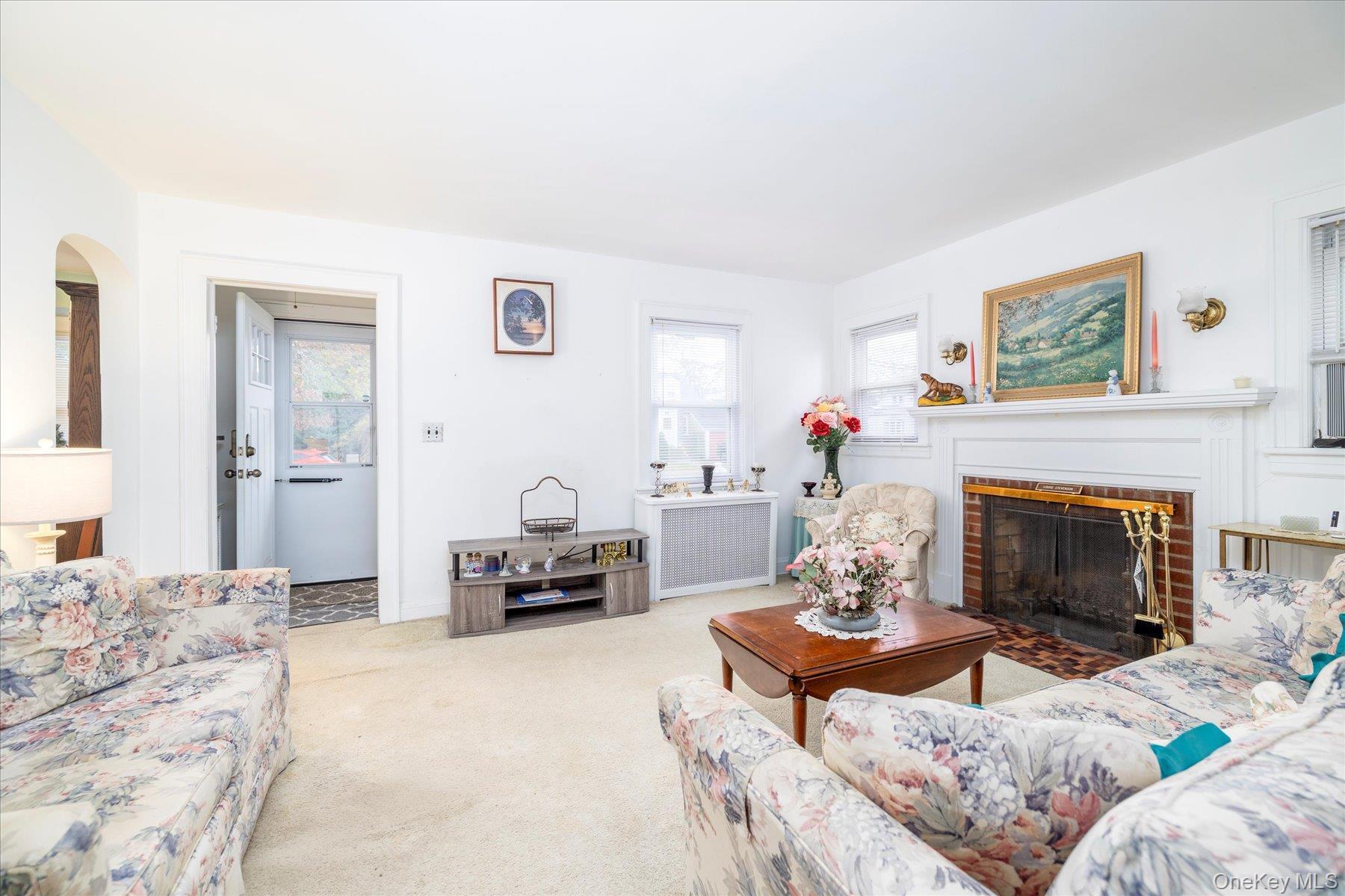 Single Family Ashland Nassau County, NY 11510, MLS-934804-9