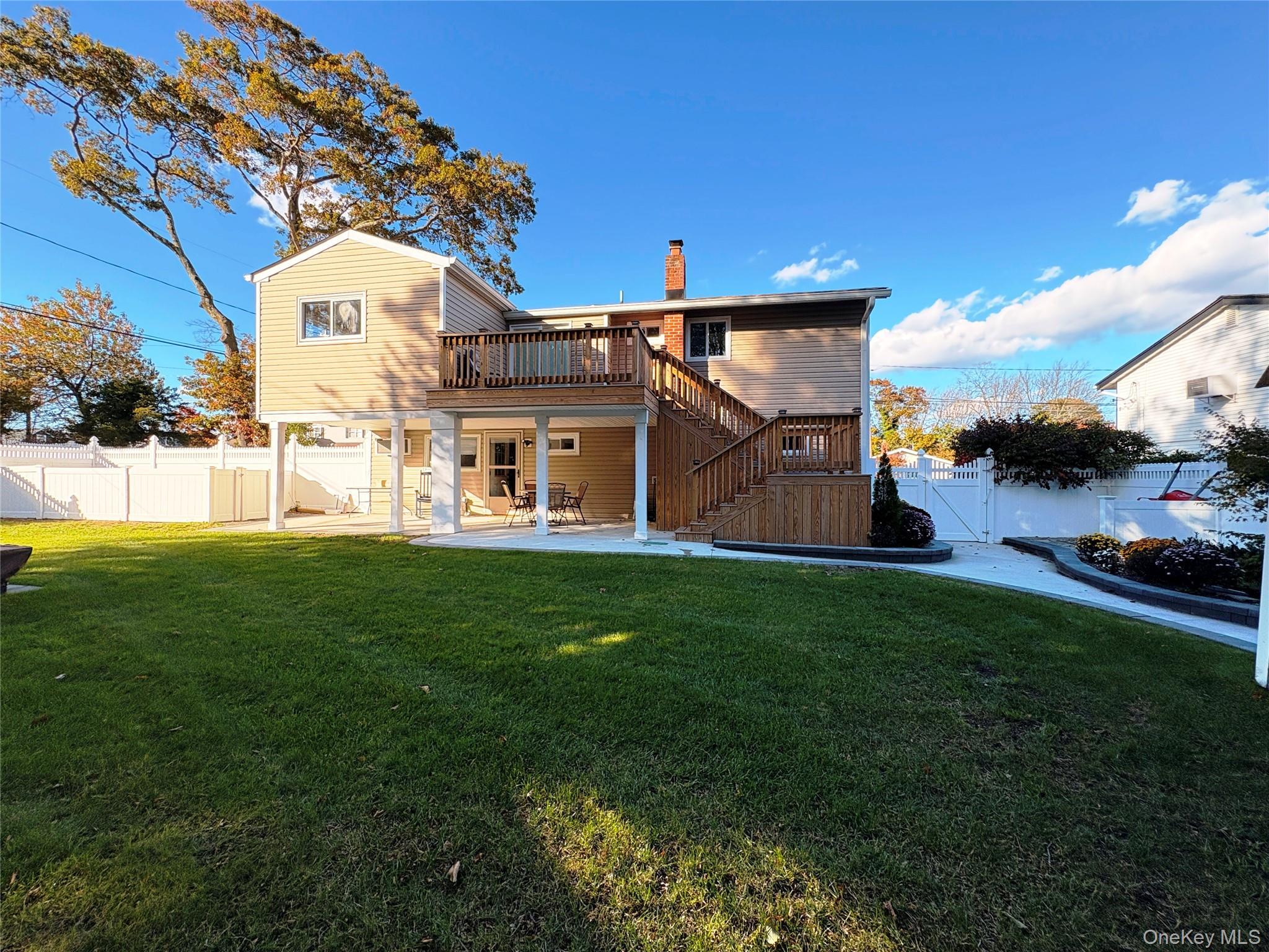 Single Family 2nd Suffolk County, NY 11795, MLS-934838-23