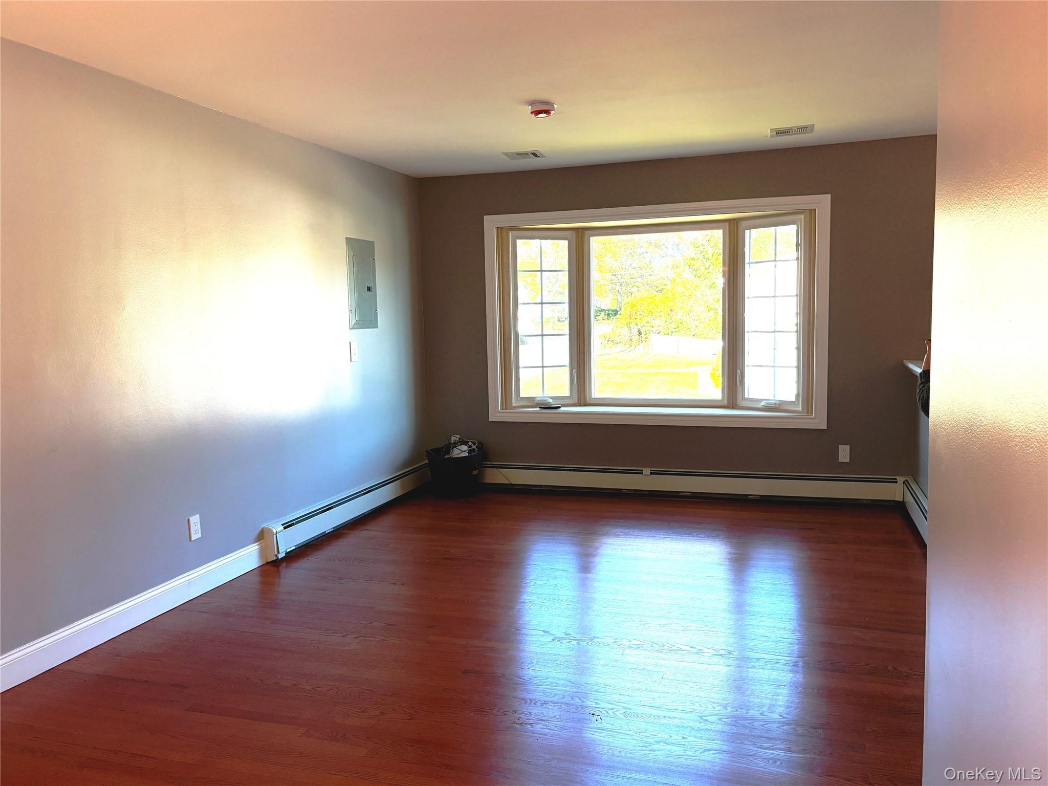 Single Family 2nd Suffolk County, NY 11795, MLS-934838-8