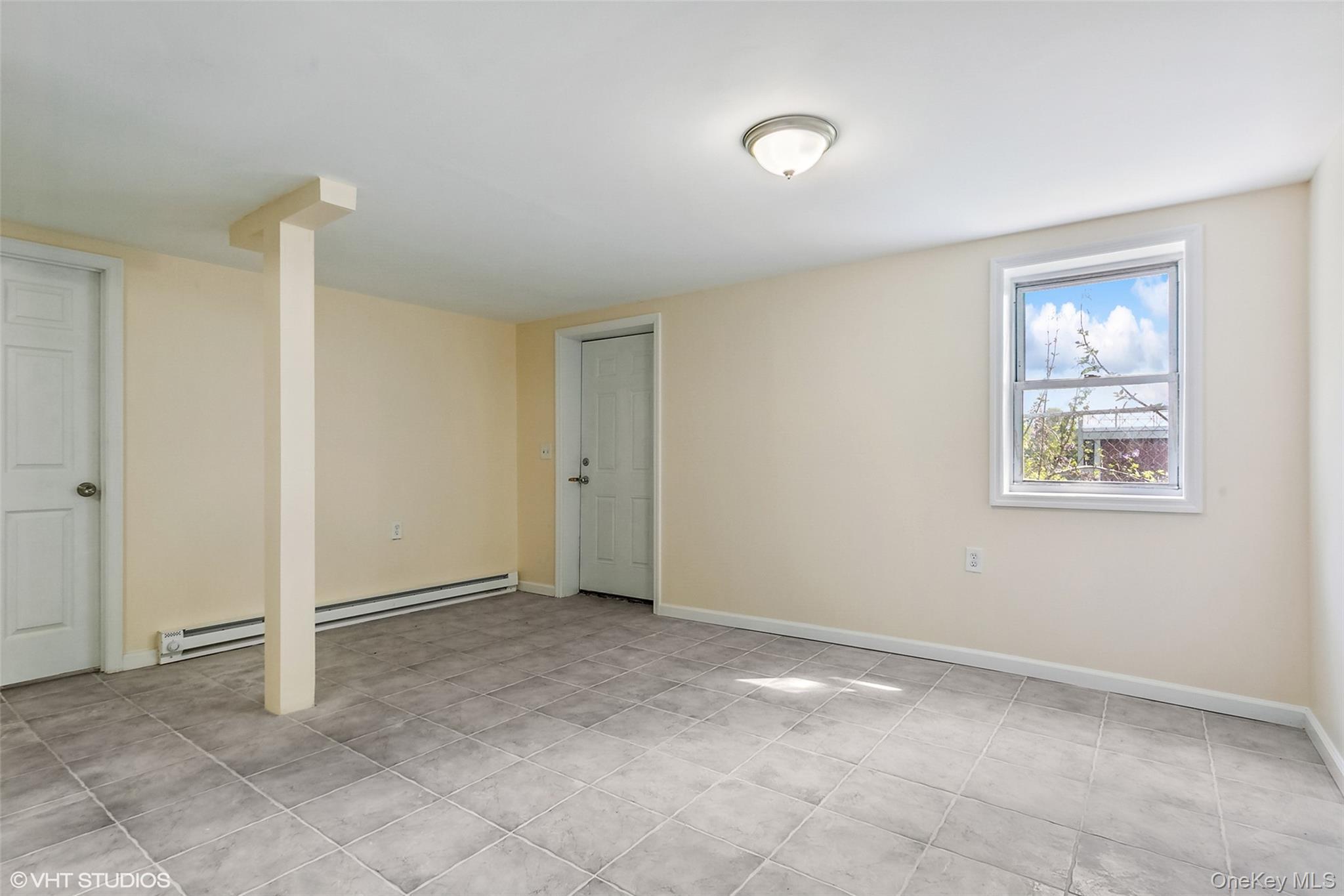 Single Family Stewart Westchester County, NY 10701, MLS-934842-16