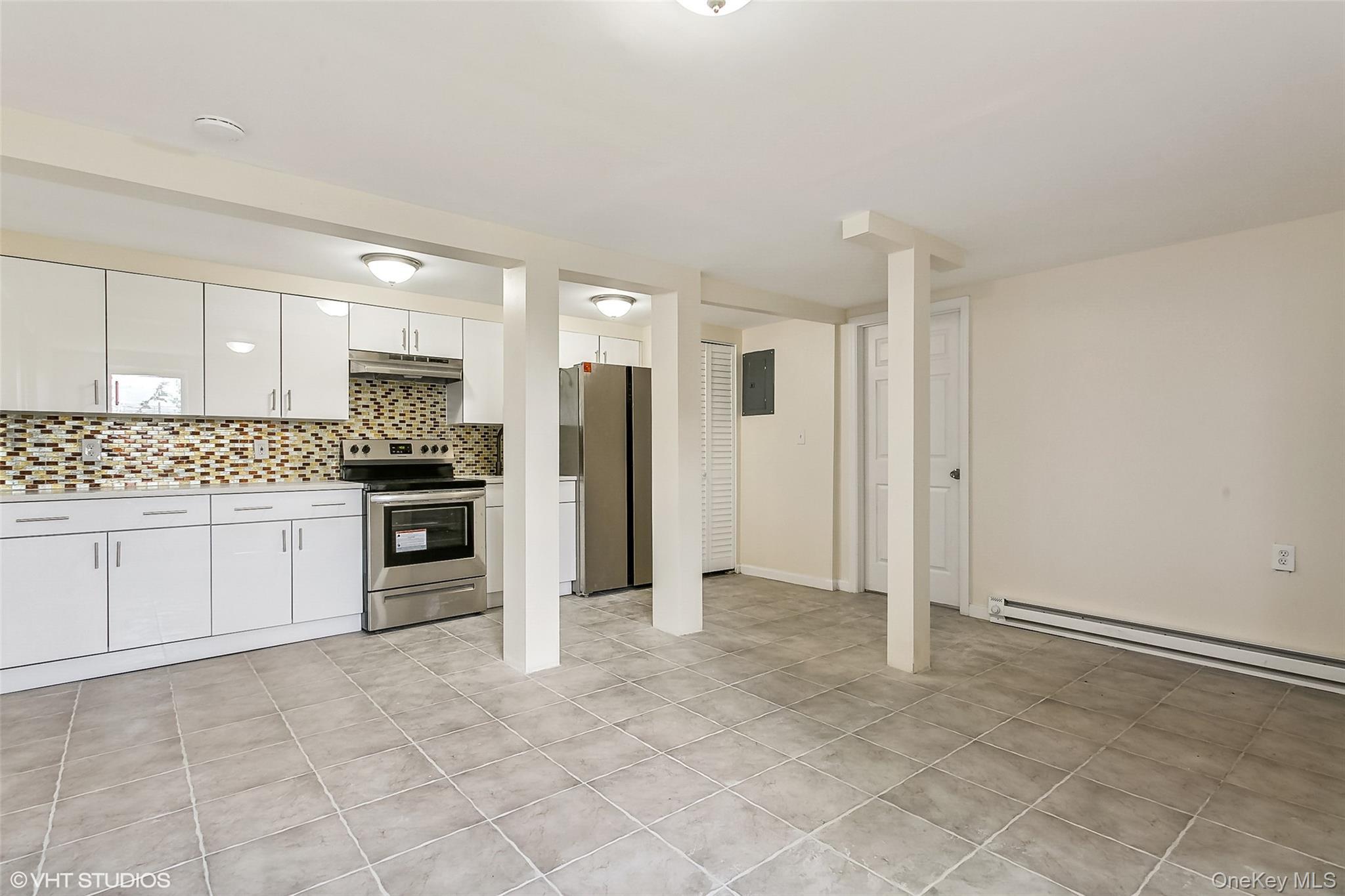 Single Family Stewart Westchester County, NY 10701, MLS-934842-24