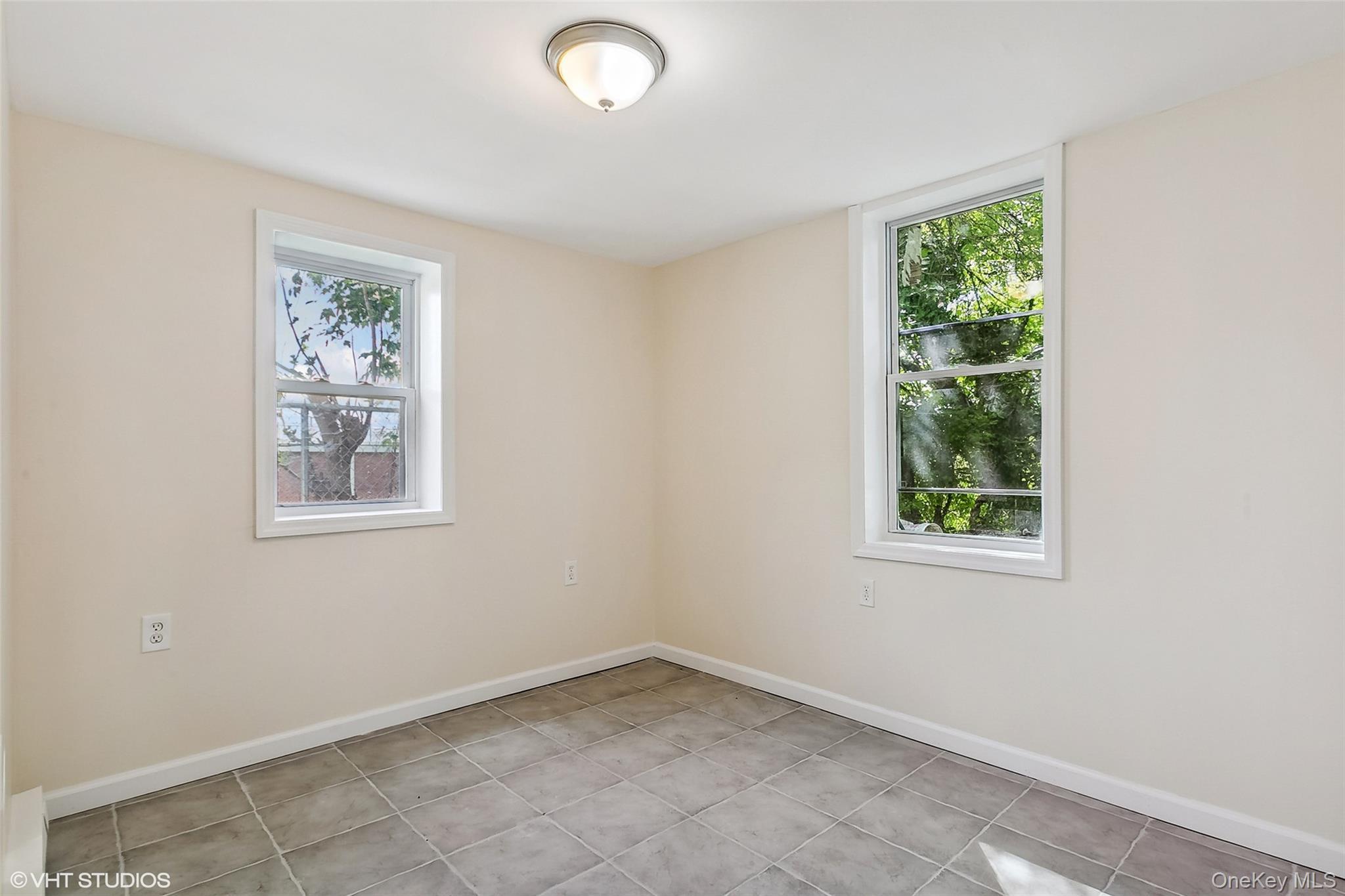 Single Family Stewart Westchester County, NY 10701, MLS-934842-28