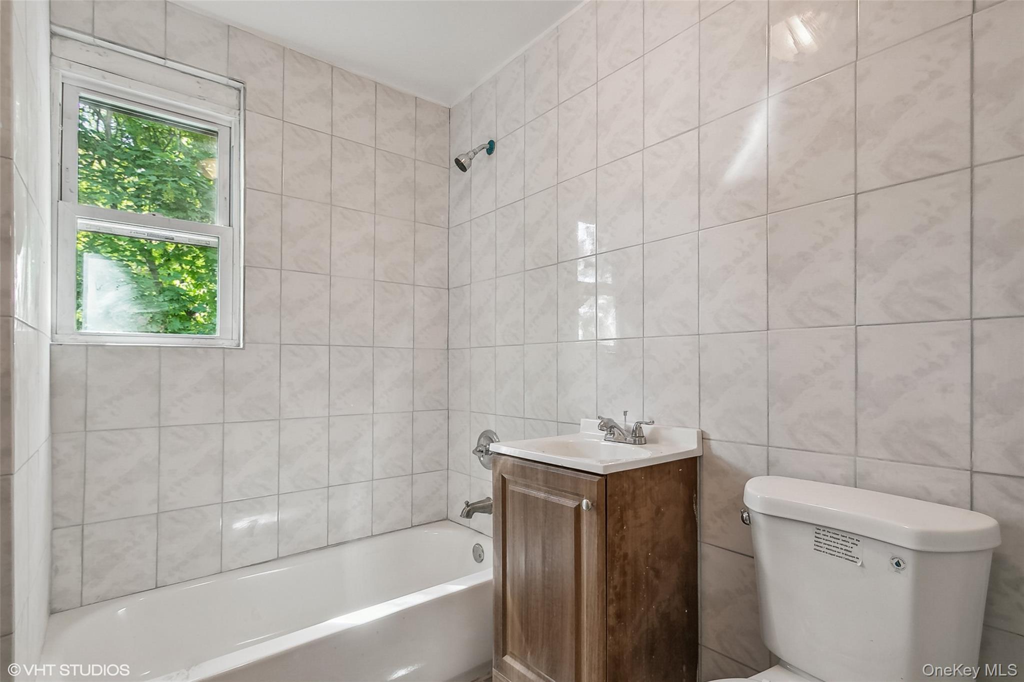 Single Family Stewart Westchester County, NY 10701, MLS-934842-7