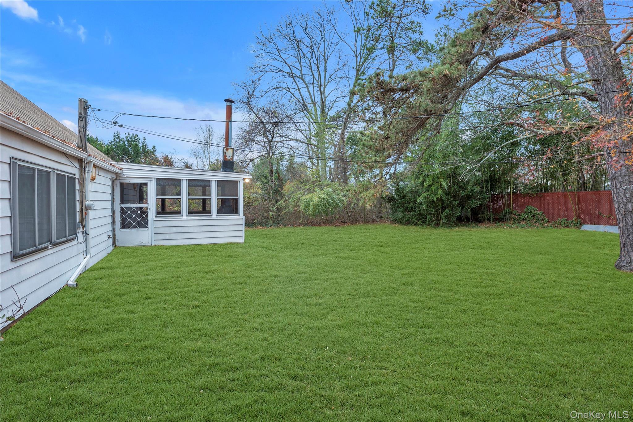 Single Family Split Cedar  Suffolk County, NY 11749, MLS-934869-16