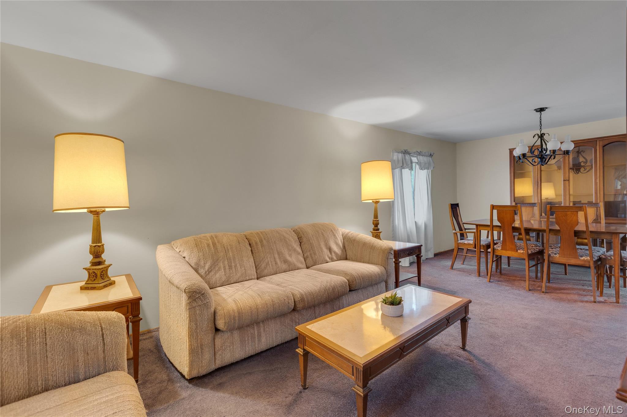 Single Family Split Cedar  Suffolk County, NY 11749, MLS-934869-5