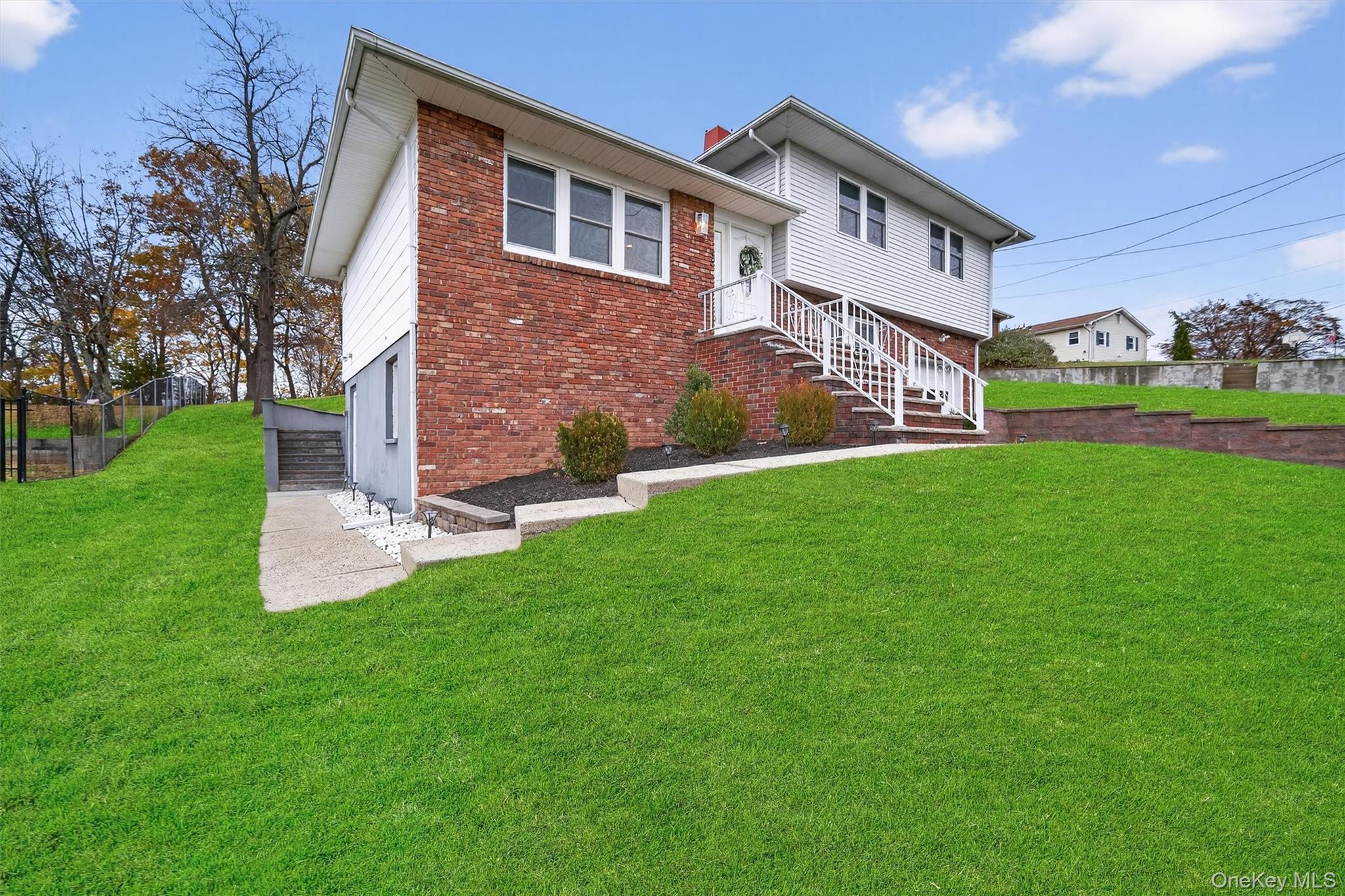 Single Family Georgian Rockland County, NY 10980, MLS-934870-3