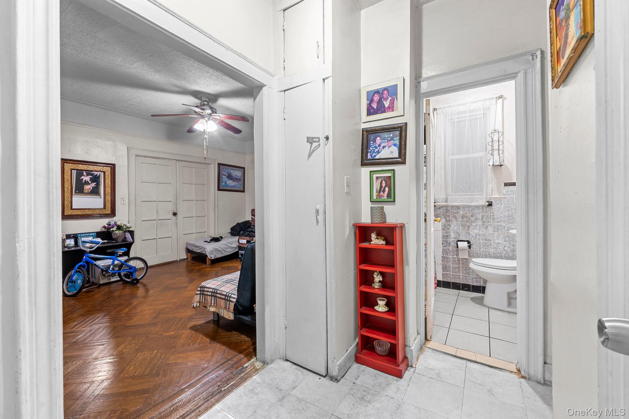 Single Family 48th Queens, NY 11377, MLS-934873-12