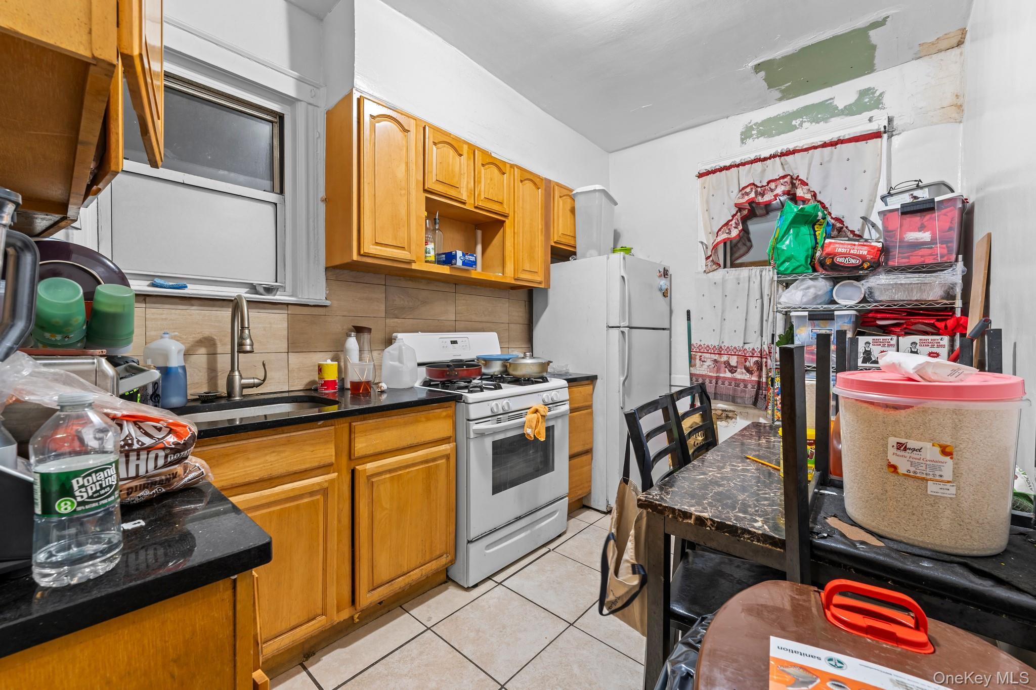 Single Family 48th Queens, NY 11377, MLS-934873-8