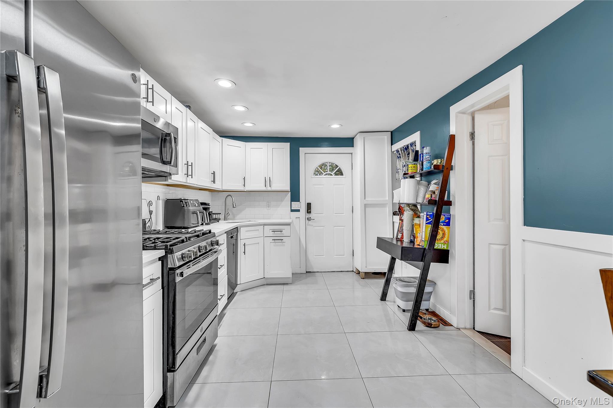 Single Family Weichers  Suffolk County, NY 11779, MLS-934903-10