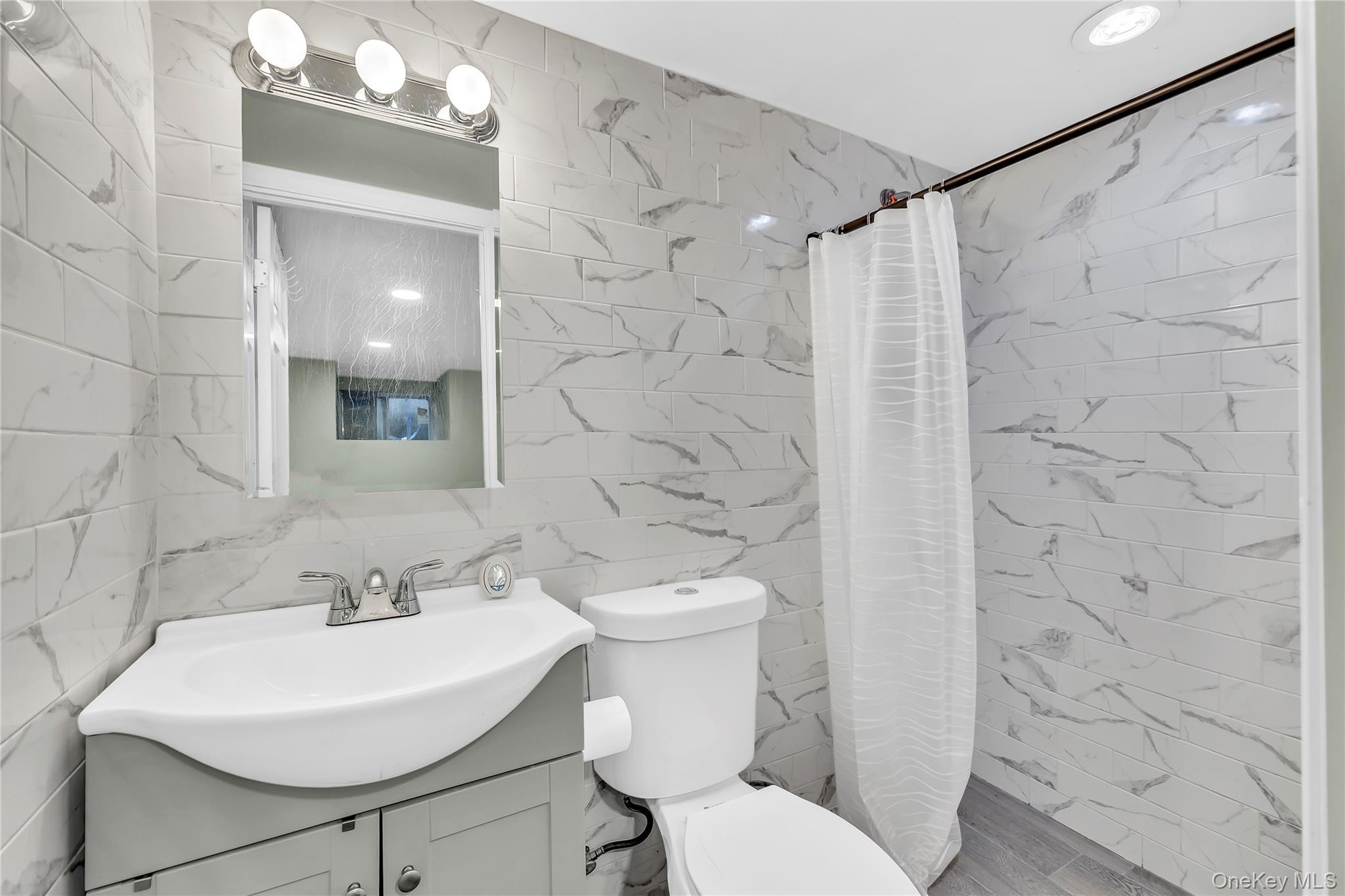 Single Family Weichers  Suffolk County, NY 11779, MLS-934903-20