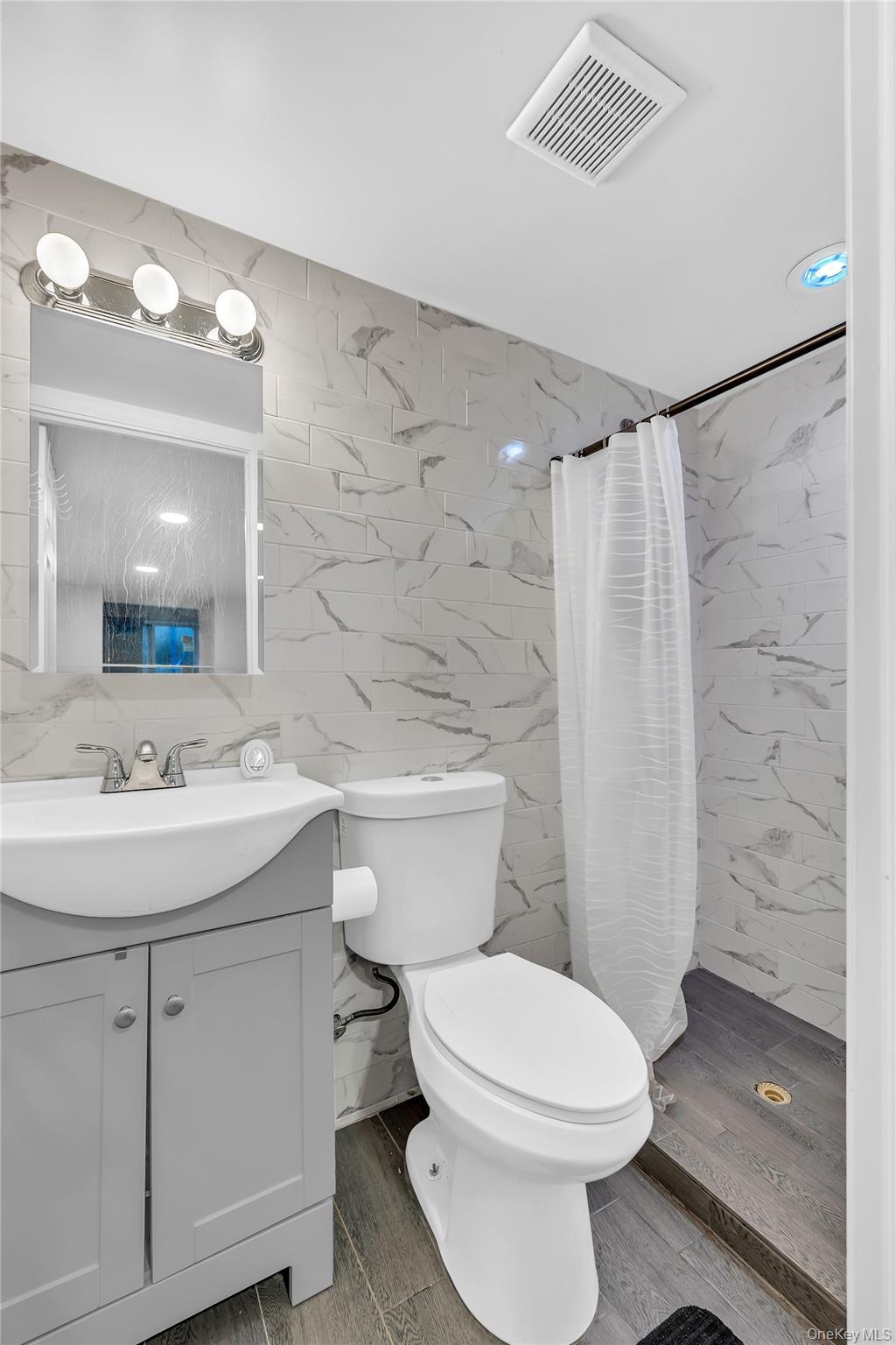 Single Family Weichers  Suffolk County, NY 11779, MLS-934903-21