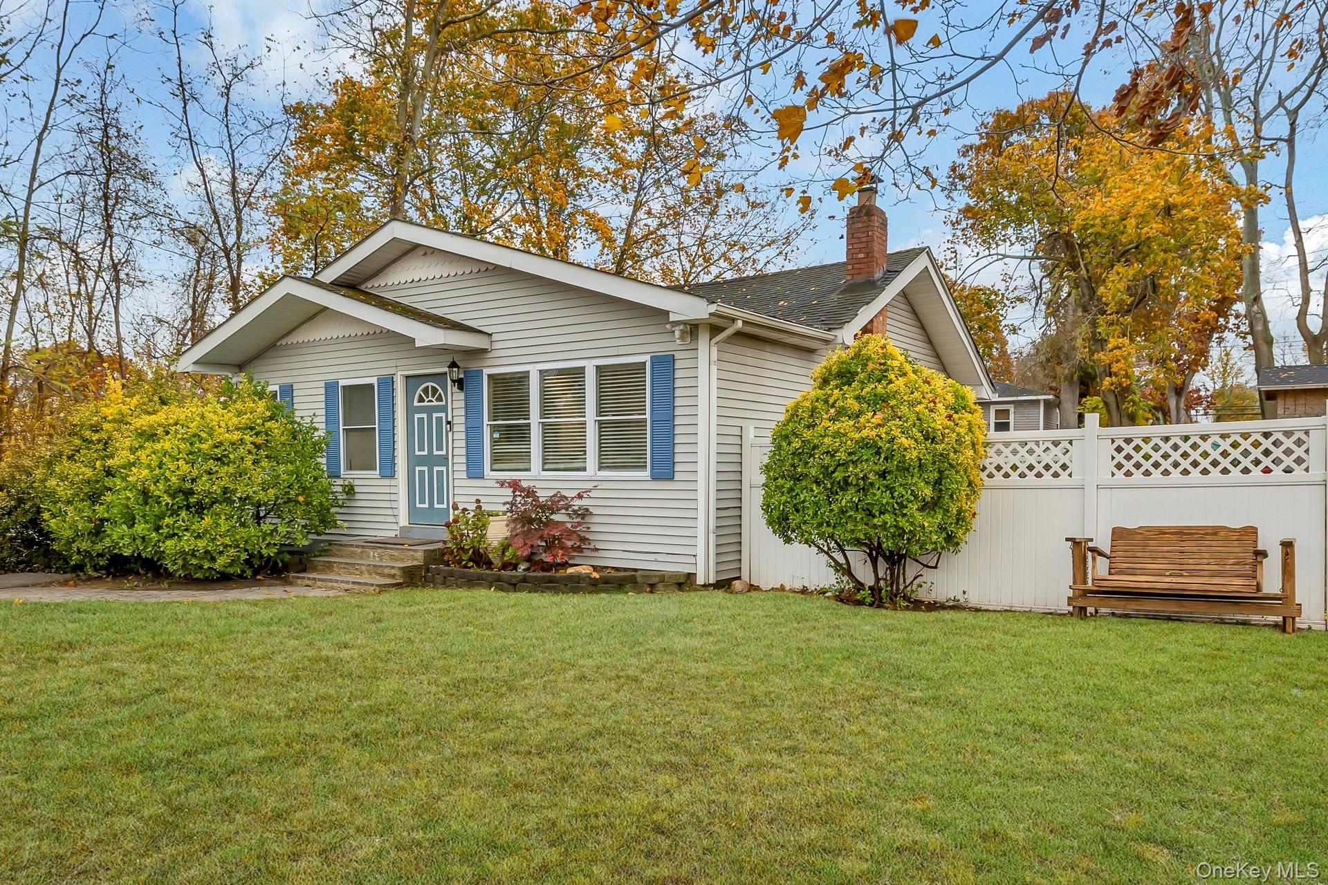 Single Family Weichers  Suffolk County, NY 11779, MLS-934903-29