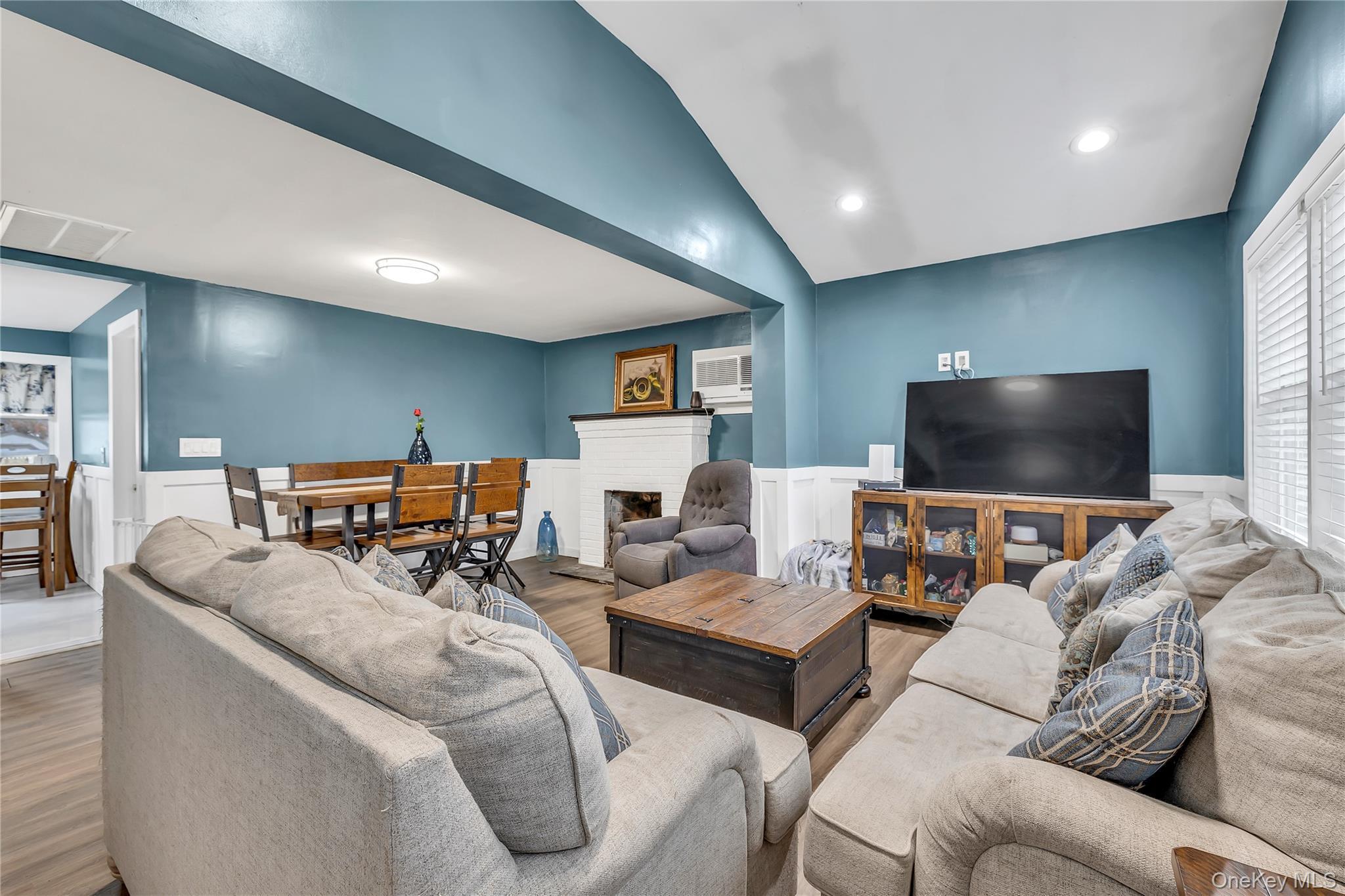 Single Family Weichers  Suffolk County, NY 11779, MLS-934903-3