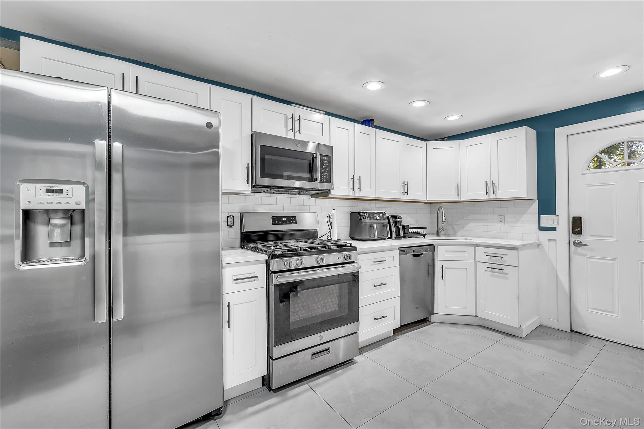 Single Family Weichers  Suffolk County, NY 11779, MLS-934903-9