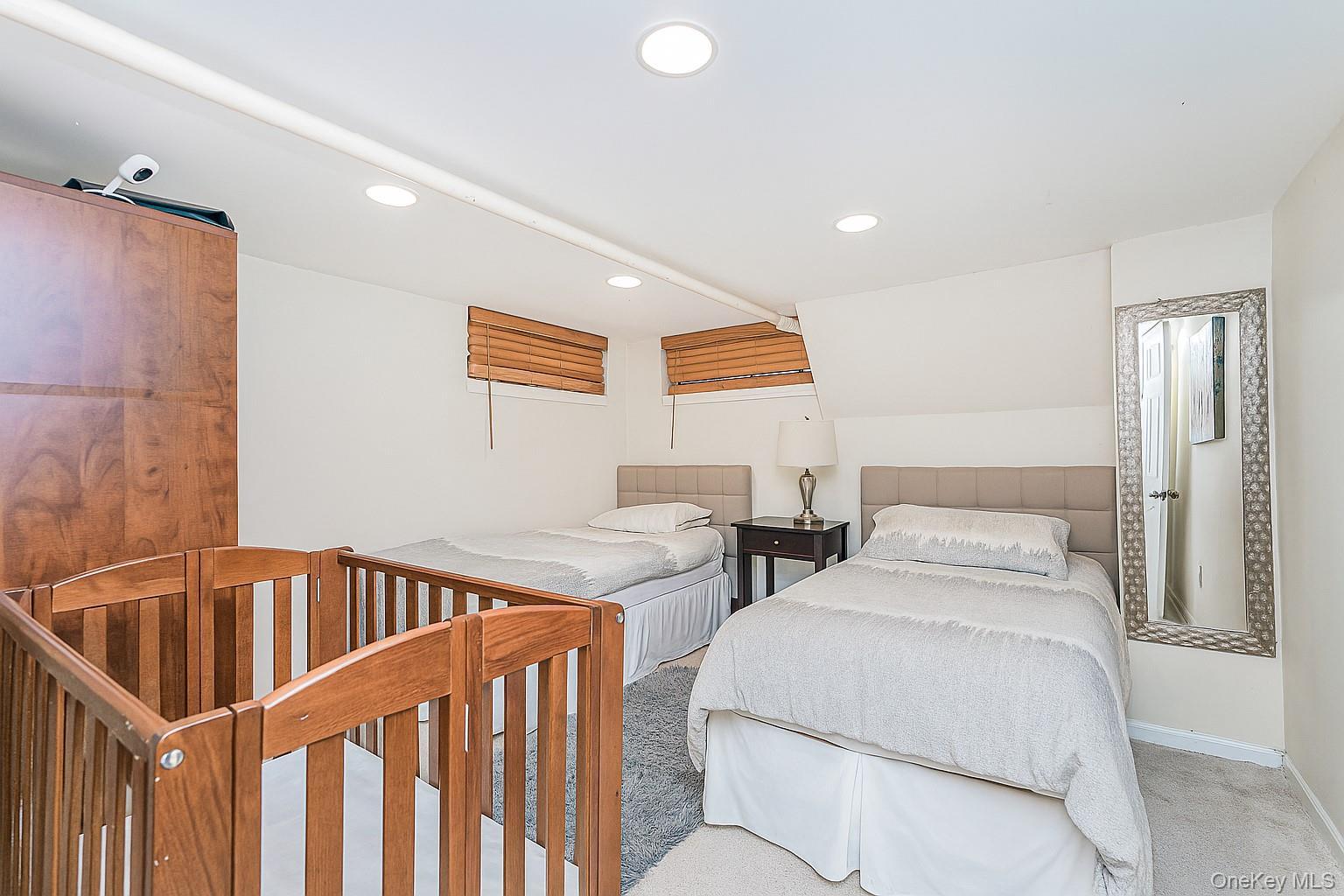 Single Family Glenwood  Brooklyn, NY 11230, MLS-934907-31