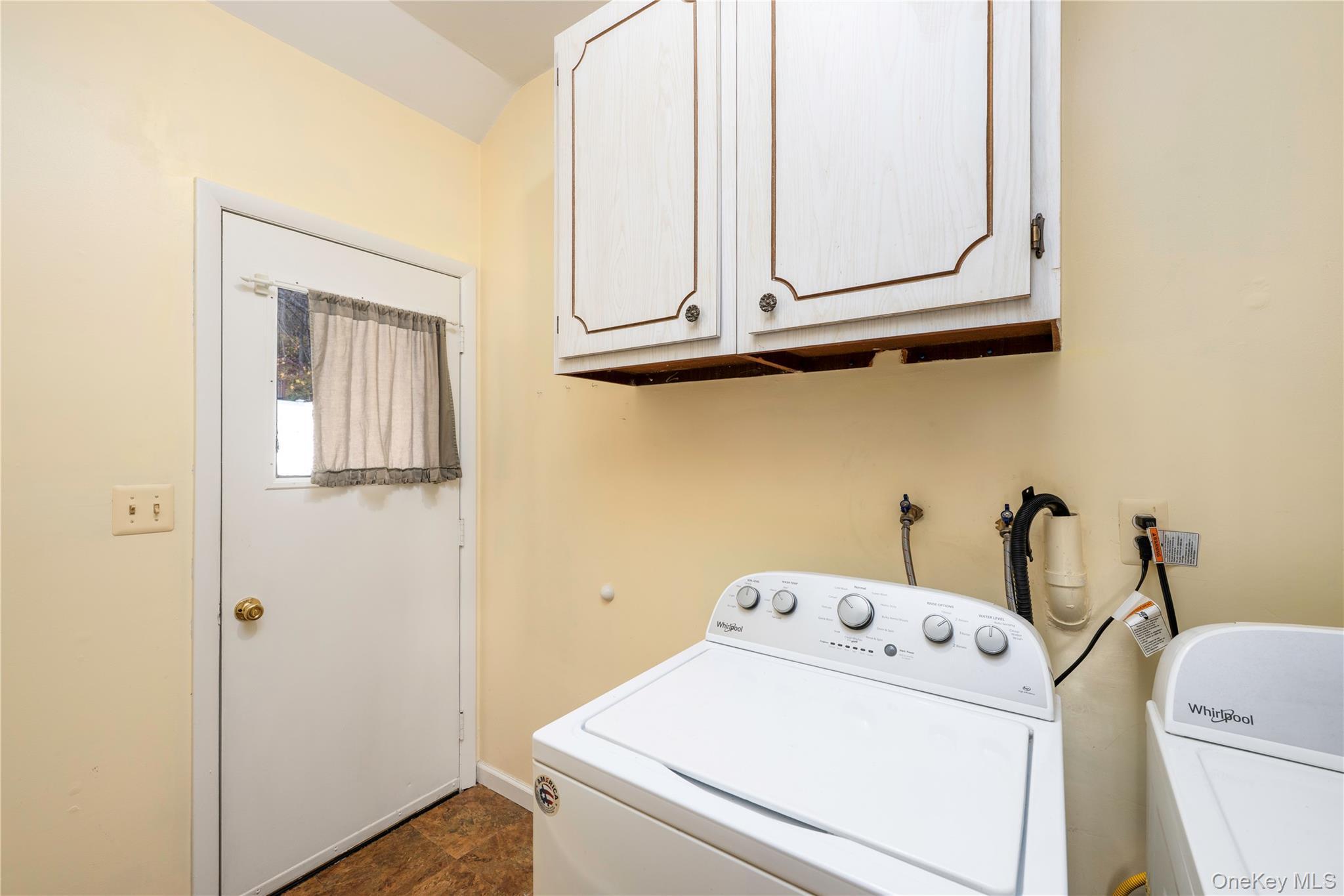 Single Family Entrance Putnam County, NY 10541, MLS-934943-16