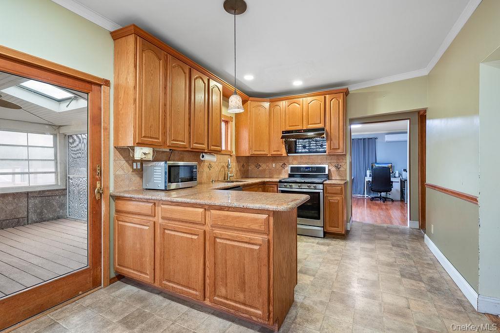 Single Family Anthony Nassau County, NY 11710, MLS-934948-7