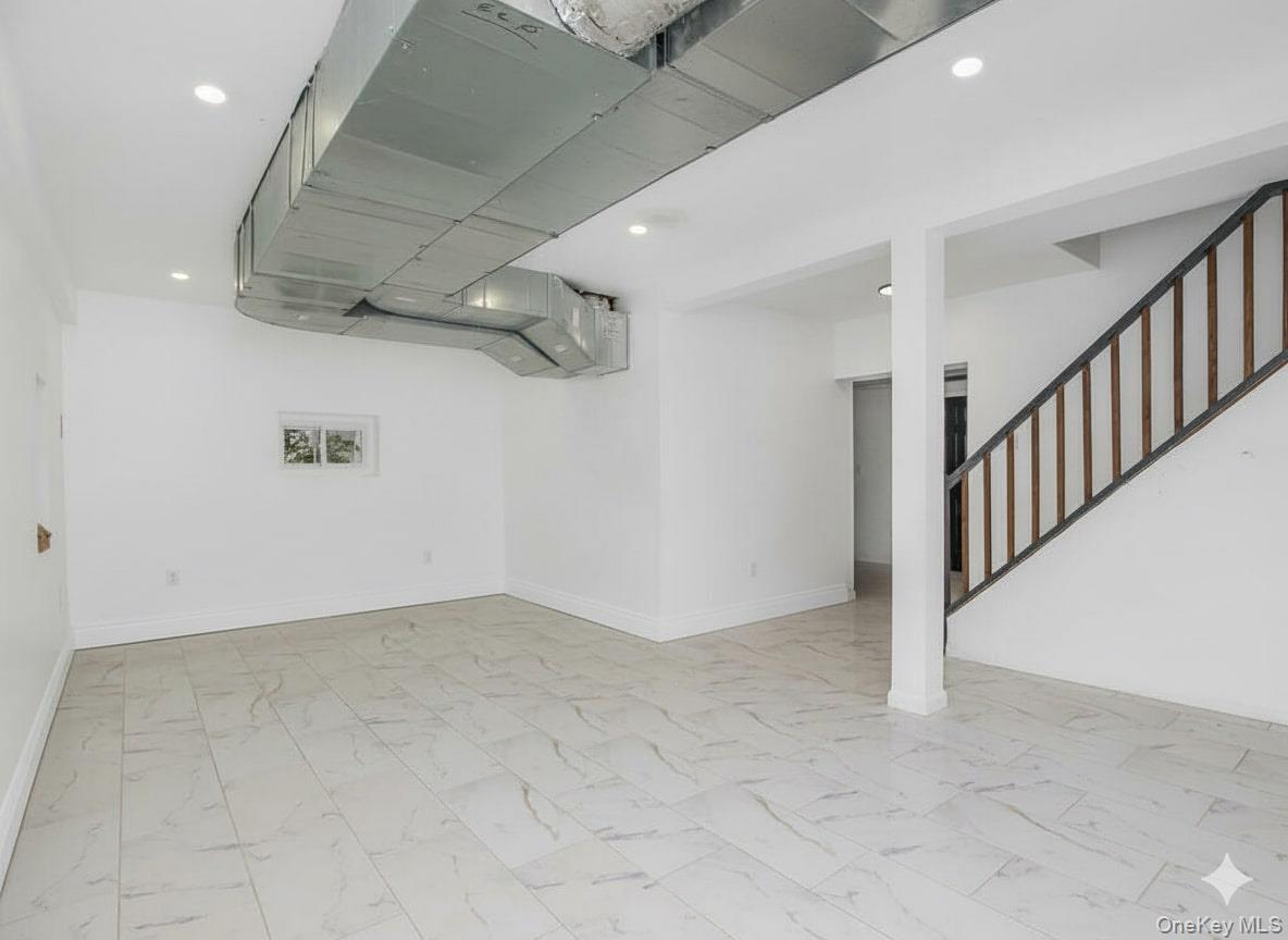 Single Family Linn ( Aka 183 Putnam Avenue) Westchester County, NY 10705, MLS-934960-8