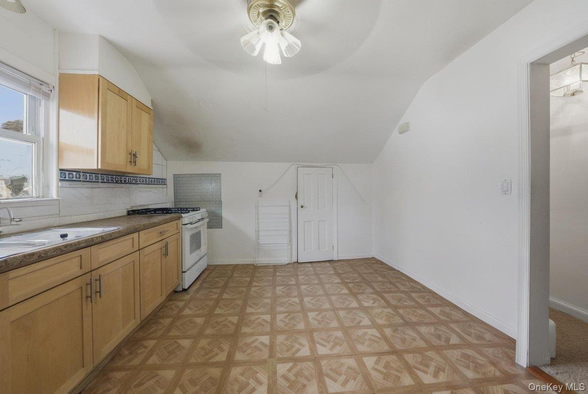 Single Family Woodbine Westchester County, NY 10704, MLS-934971-19