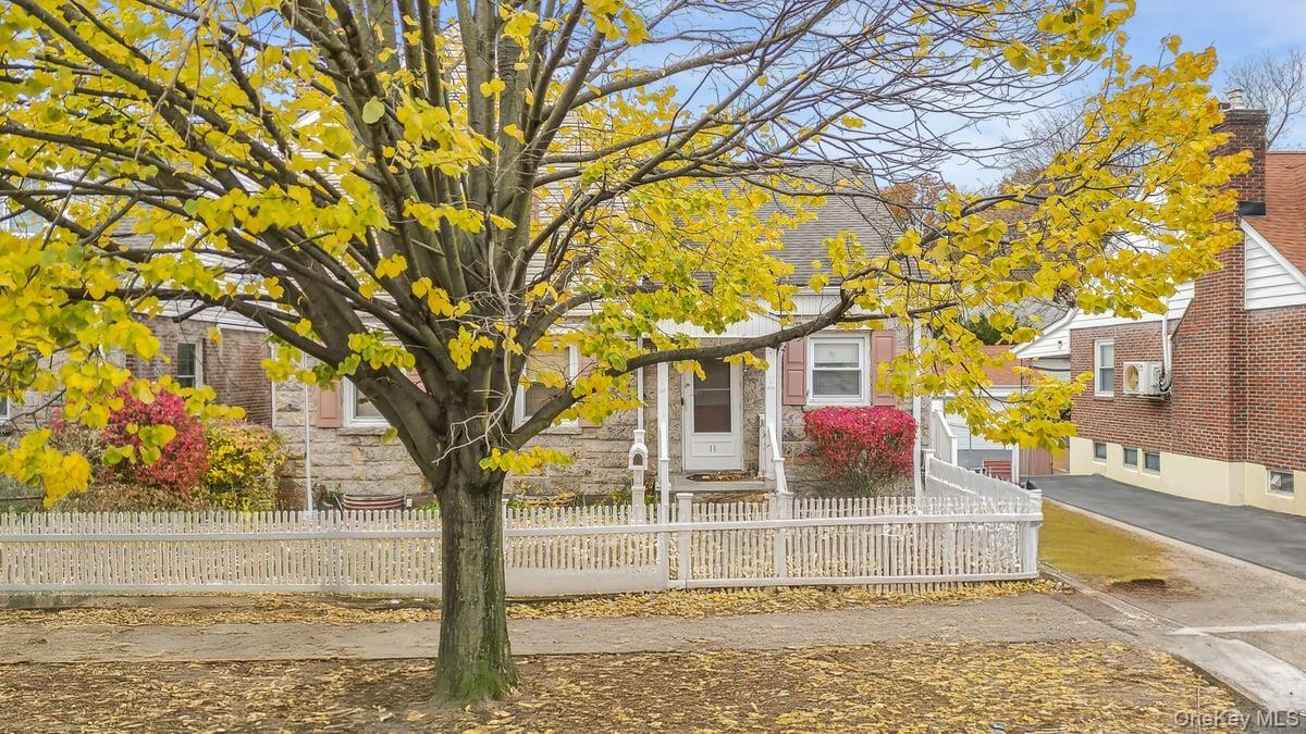 Single Family Woodbine  Westchester County, NY 10704, MLS-934971-36
