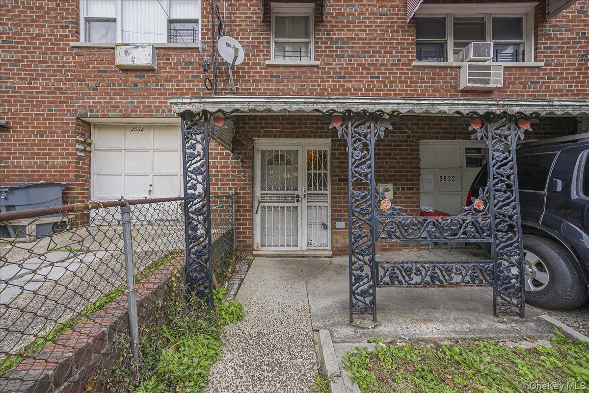 Single Family Ely  Bronx, NY 10466, MLS-934989-8