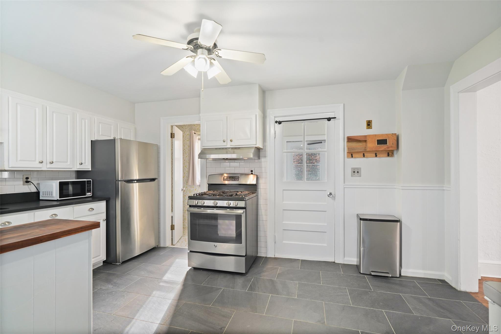 Single Family Babbitt Westchester County, NY 10507, MLS-935040-8