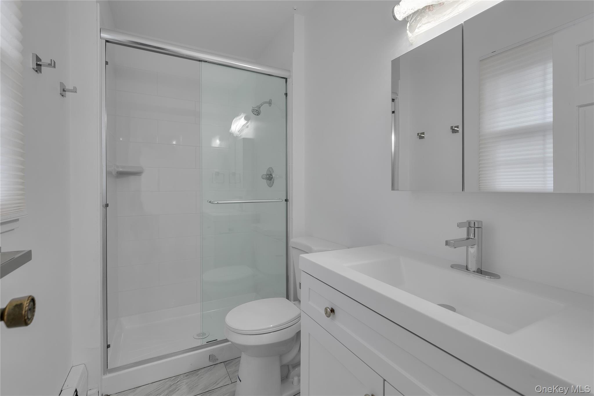 Single Family Hillsdale Suffolk County, NY 11727, MLS-935042-13