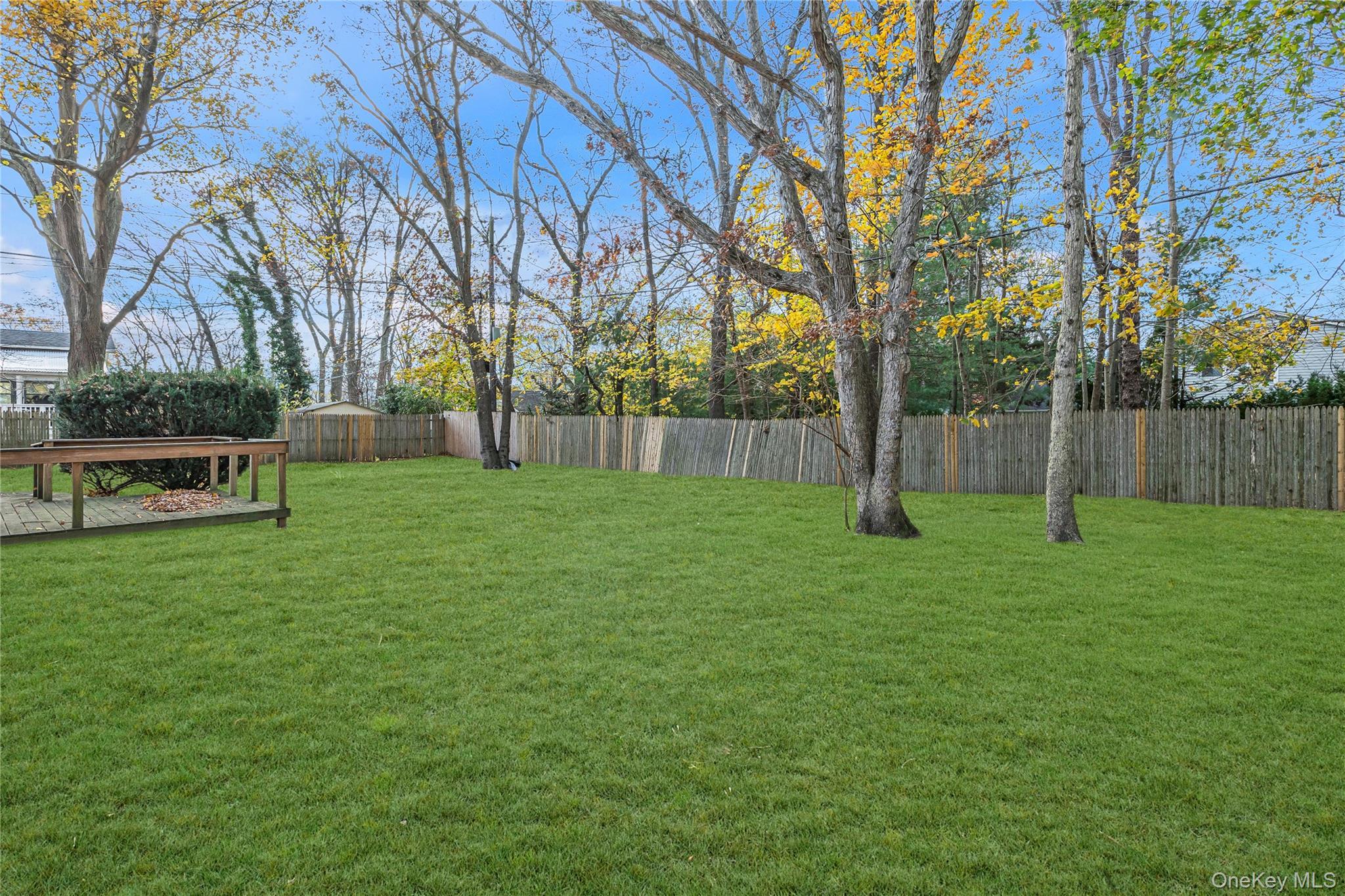 Single Family Hillsdale Suffolk County, NY 11727, MLS-935042-22