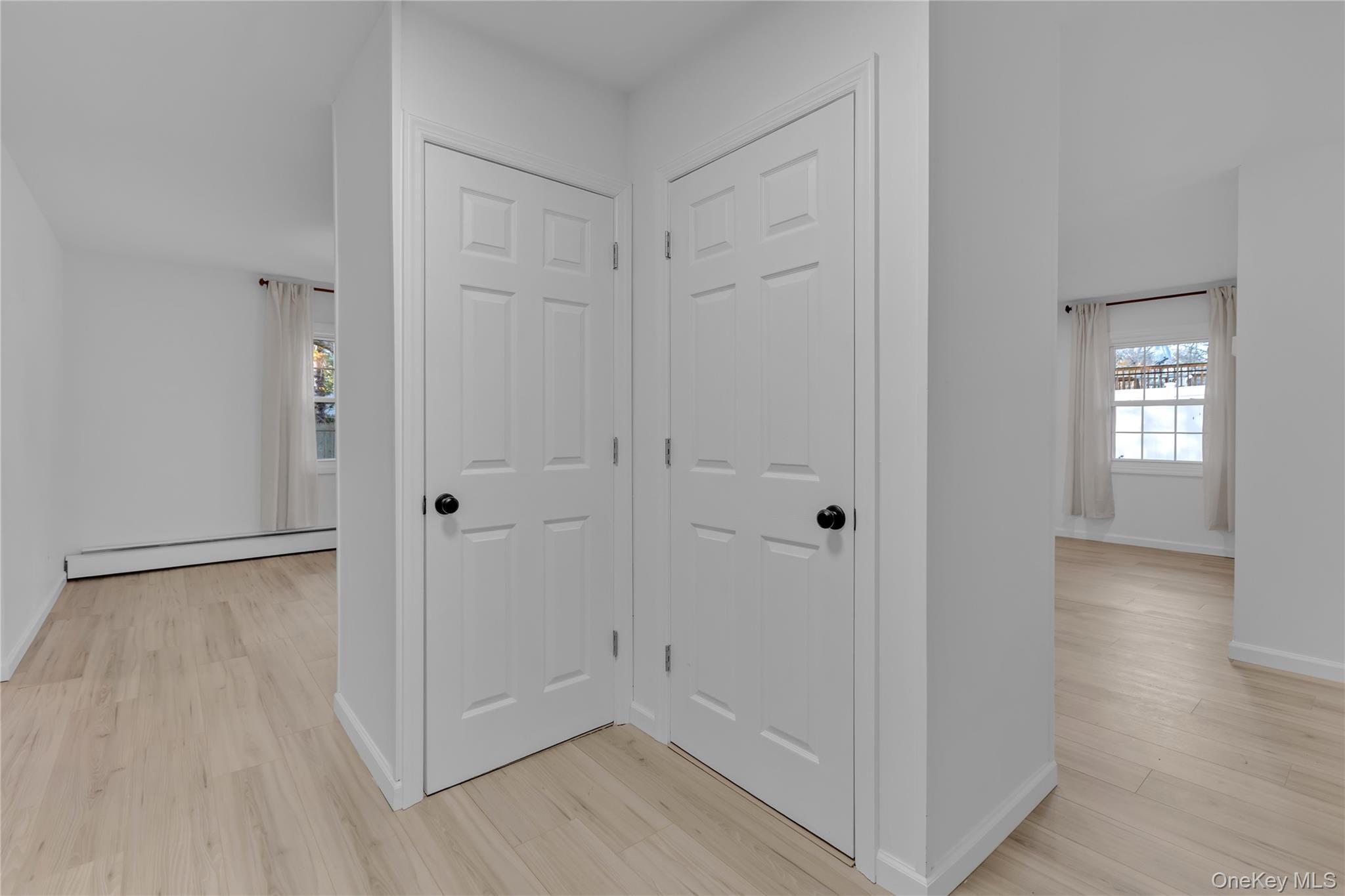 Single Family Hillsdale Suffolk County, NY 11727, MLS-935042-3