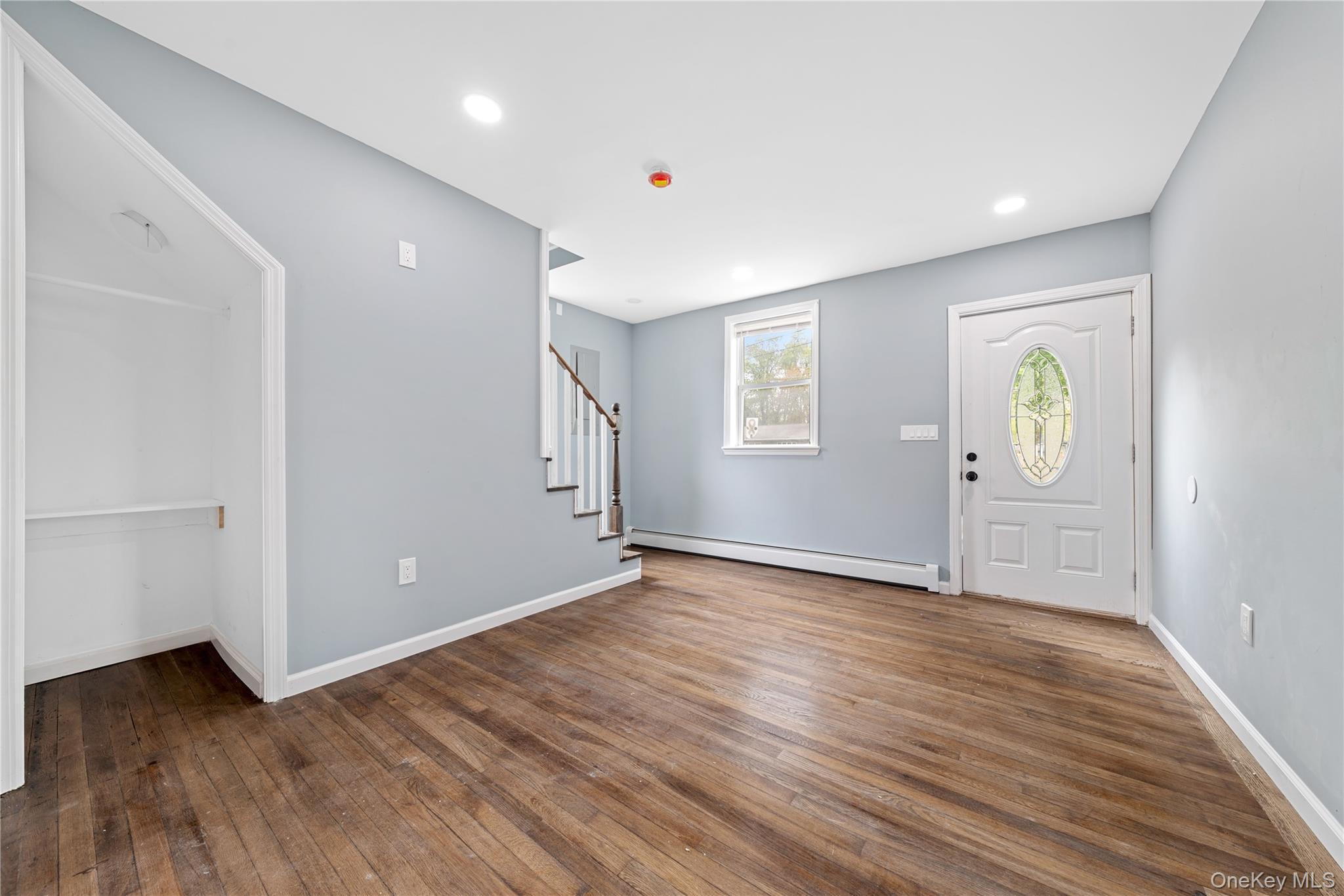 Single Family Cypress Suffolk County, NY 11951, MLS-935045-8