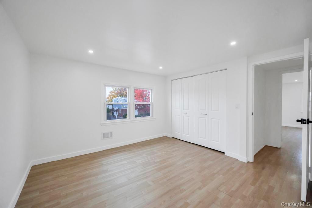 Single Family Edward Nassau County, NY 11801, MLS-935063-13