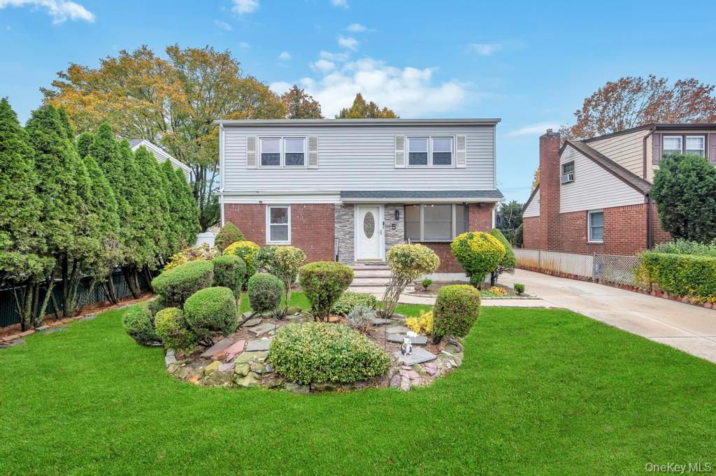 Single Family Edward  Nassau County, NY 11801, MLS-935063-19