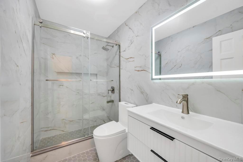 Single Family Edward Nassau County, NY 11801, MLS-935063-9