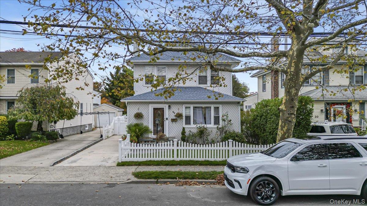 Single Family Franklin  Nassau County, NY 11563, MLS-935082-2