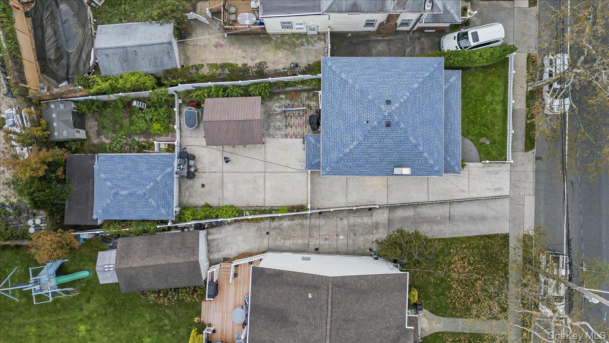 Single Family Franklin  Nassau County, NY 11563, MLS-935082-24