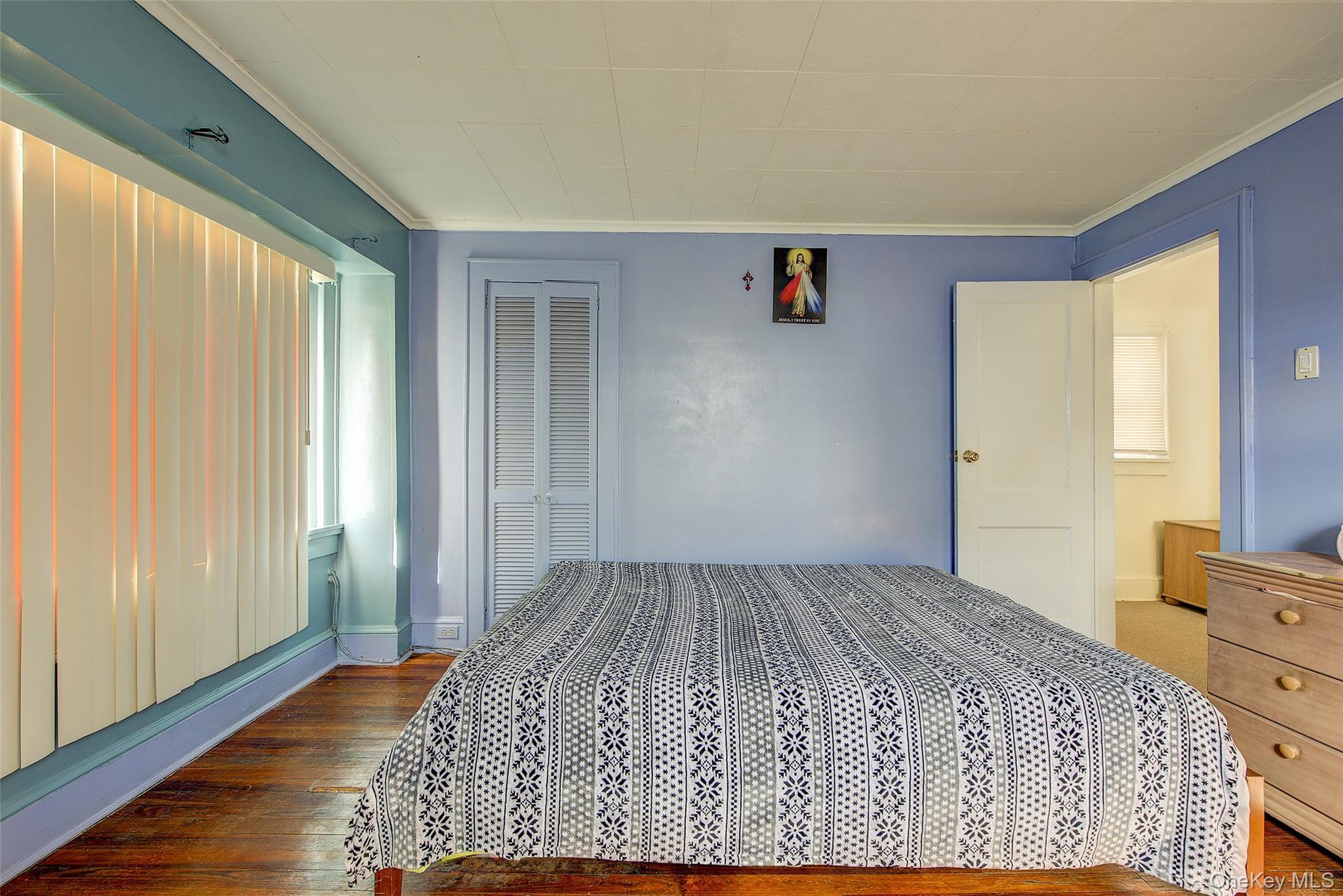 Single Family 218 Queens, NY 11428, MLS-935087-19