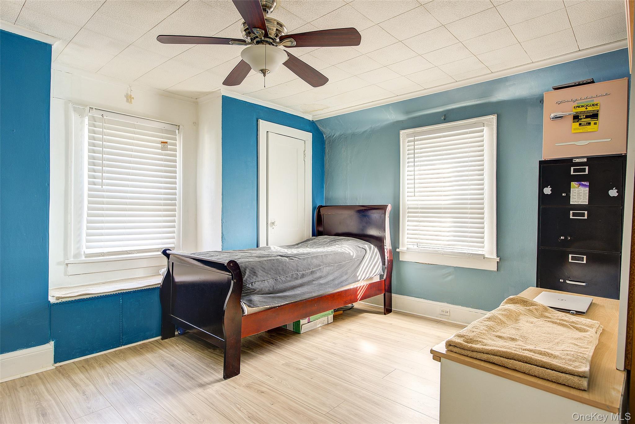 Single Family 218 Queens, NY 11428, MLS-935087-22