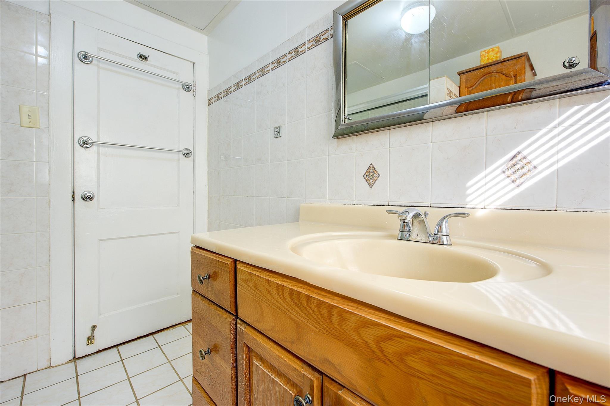 Single Family 218 Queens, NY 11428, MLS-935087-28