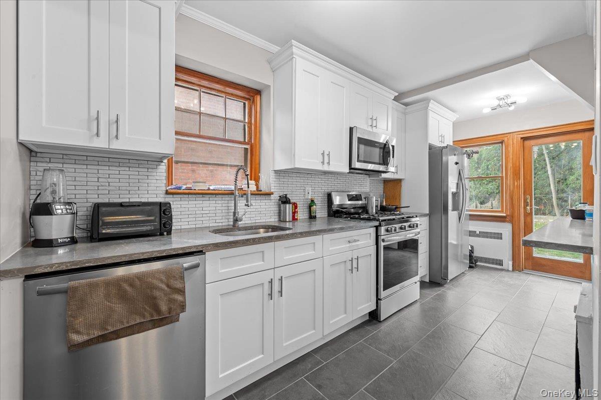 Single Family Kimball Westchester County, NY 10704, MLS-935110-16