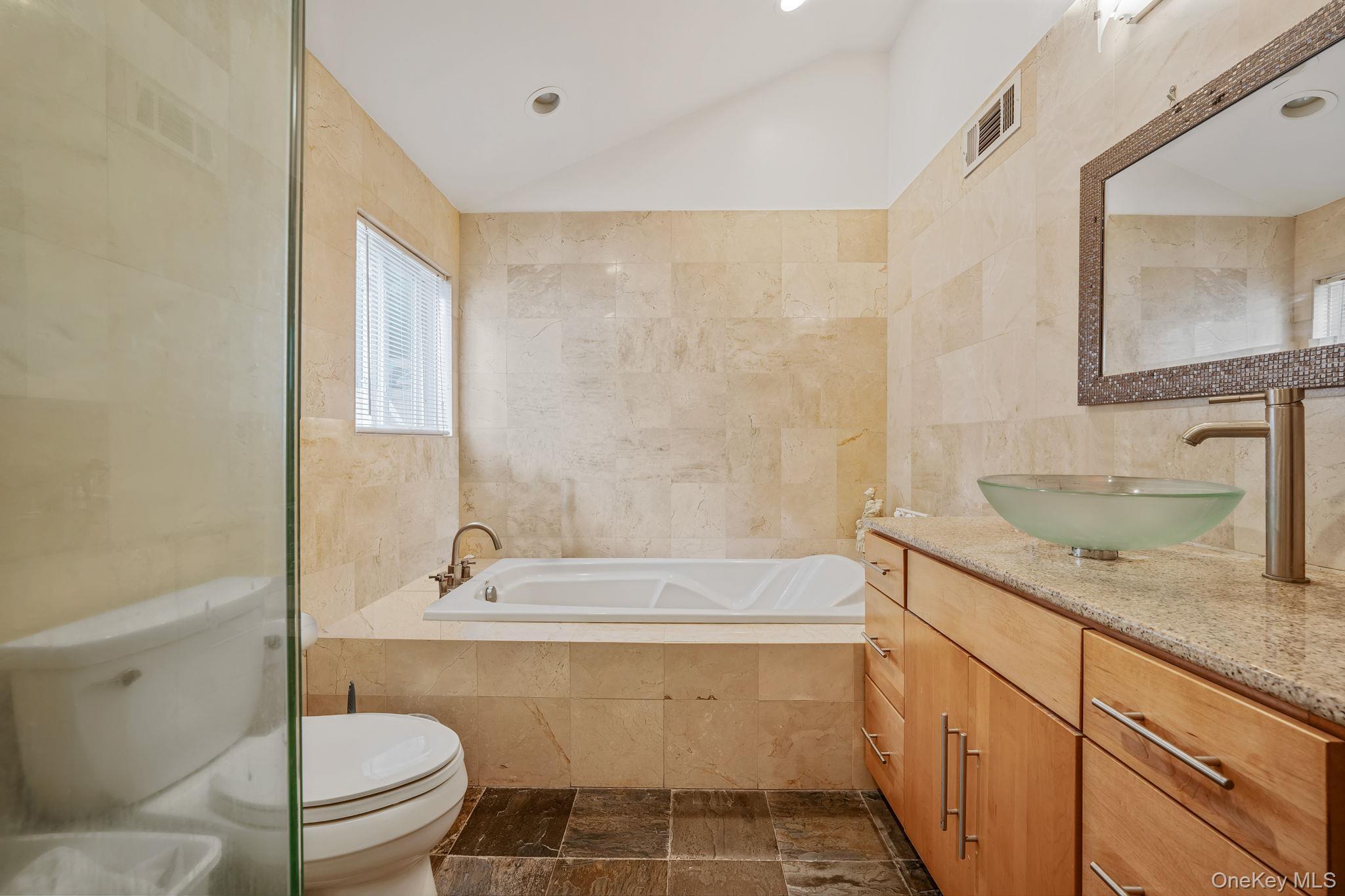 Single Family Willets Nassau County, NY 11791, MLS-935153-21