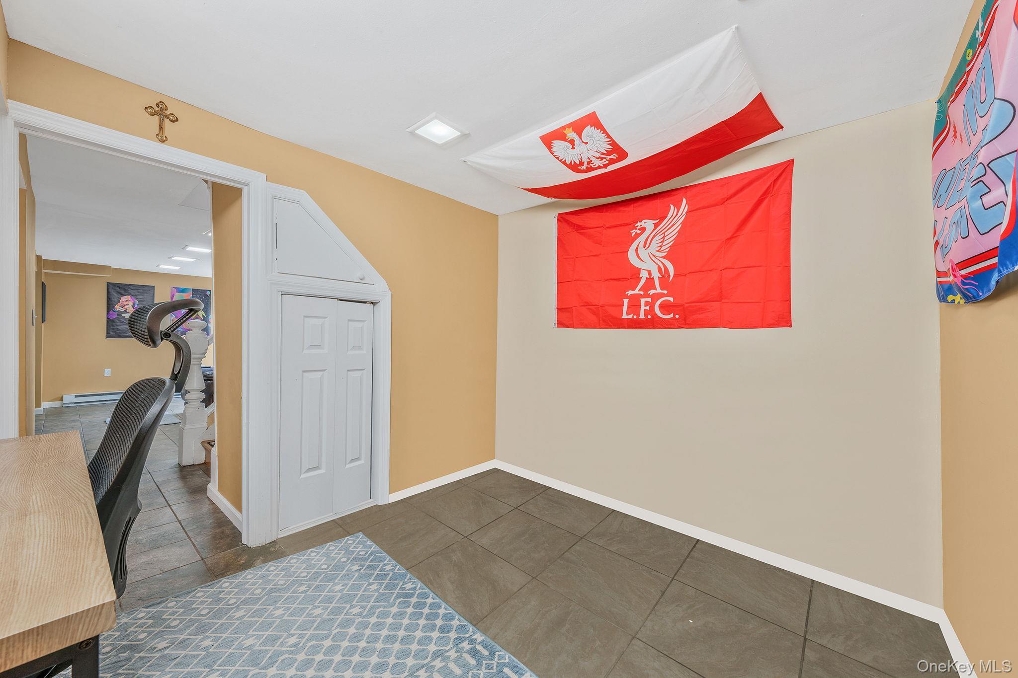 Single Family Willets Nassau County, NY 11791, MLS-935153-32