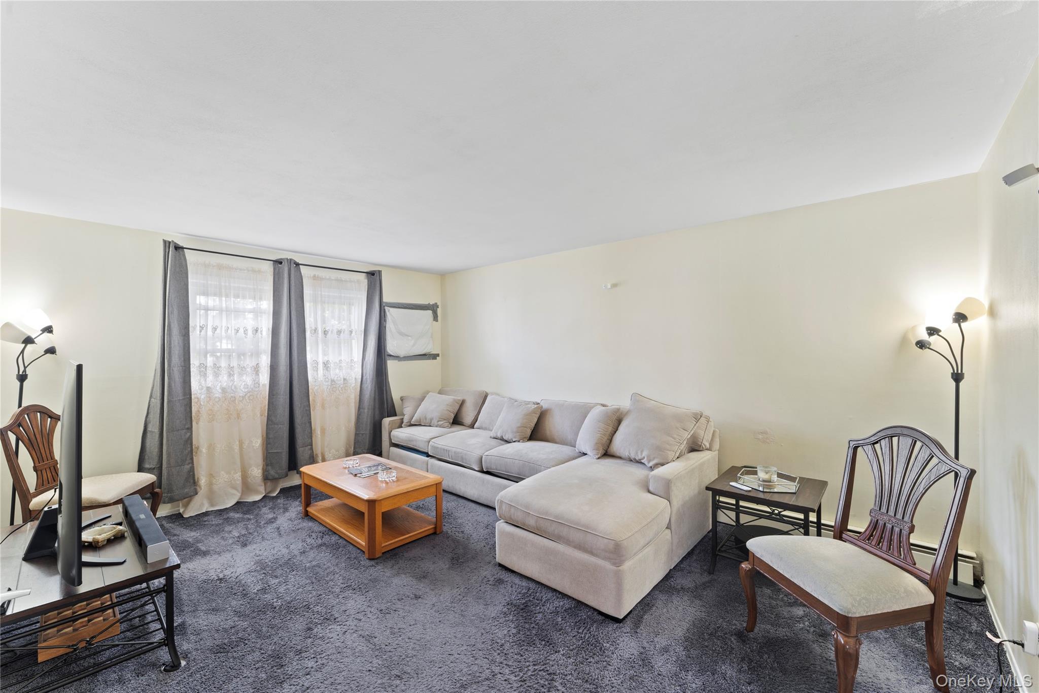 Single Family Madison Nassau County, NY 11010, MLS-935165-14