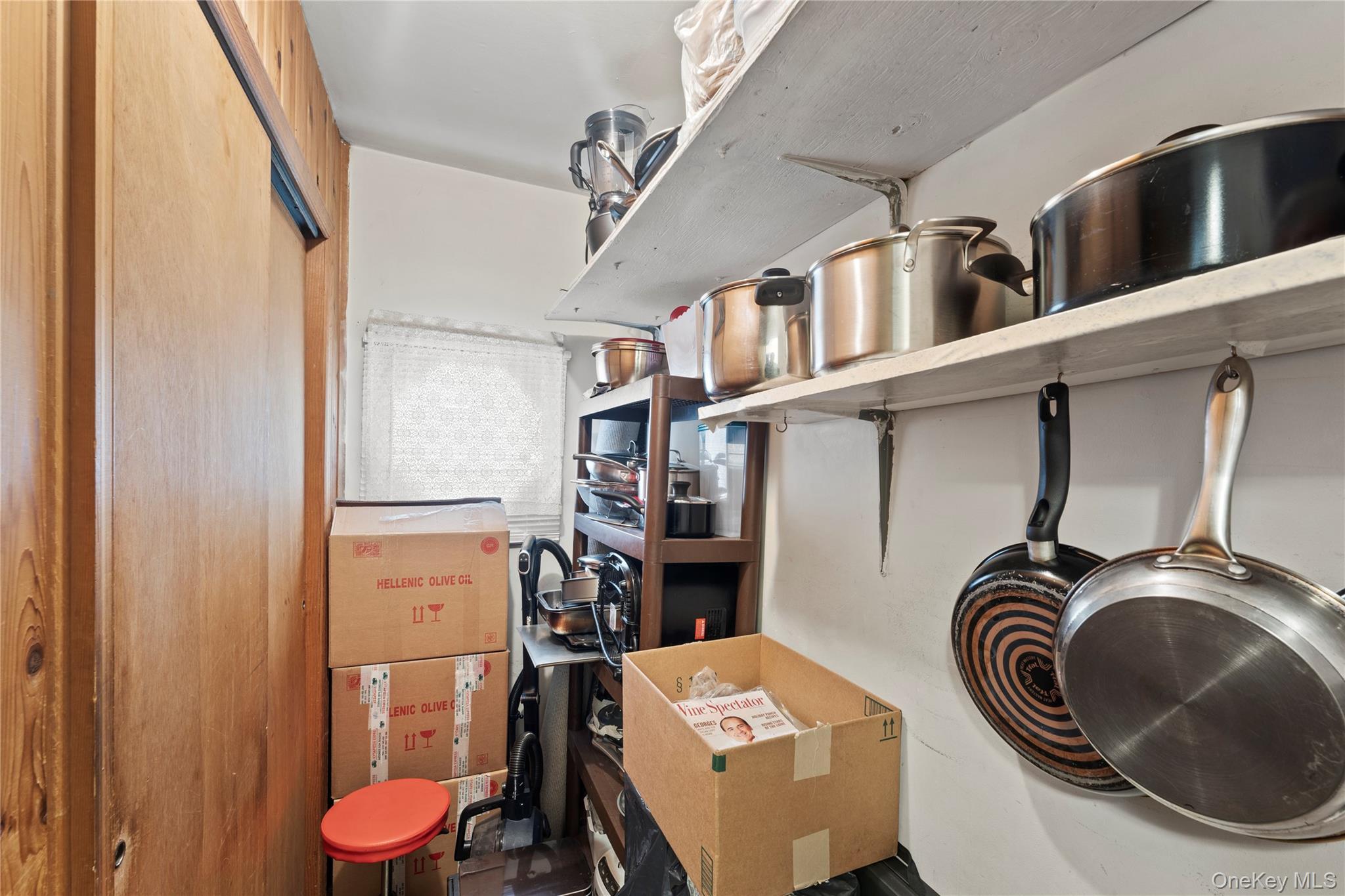 Single Family Madison Nassau County, NY 11010, MLS-935165-18